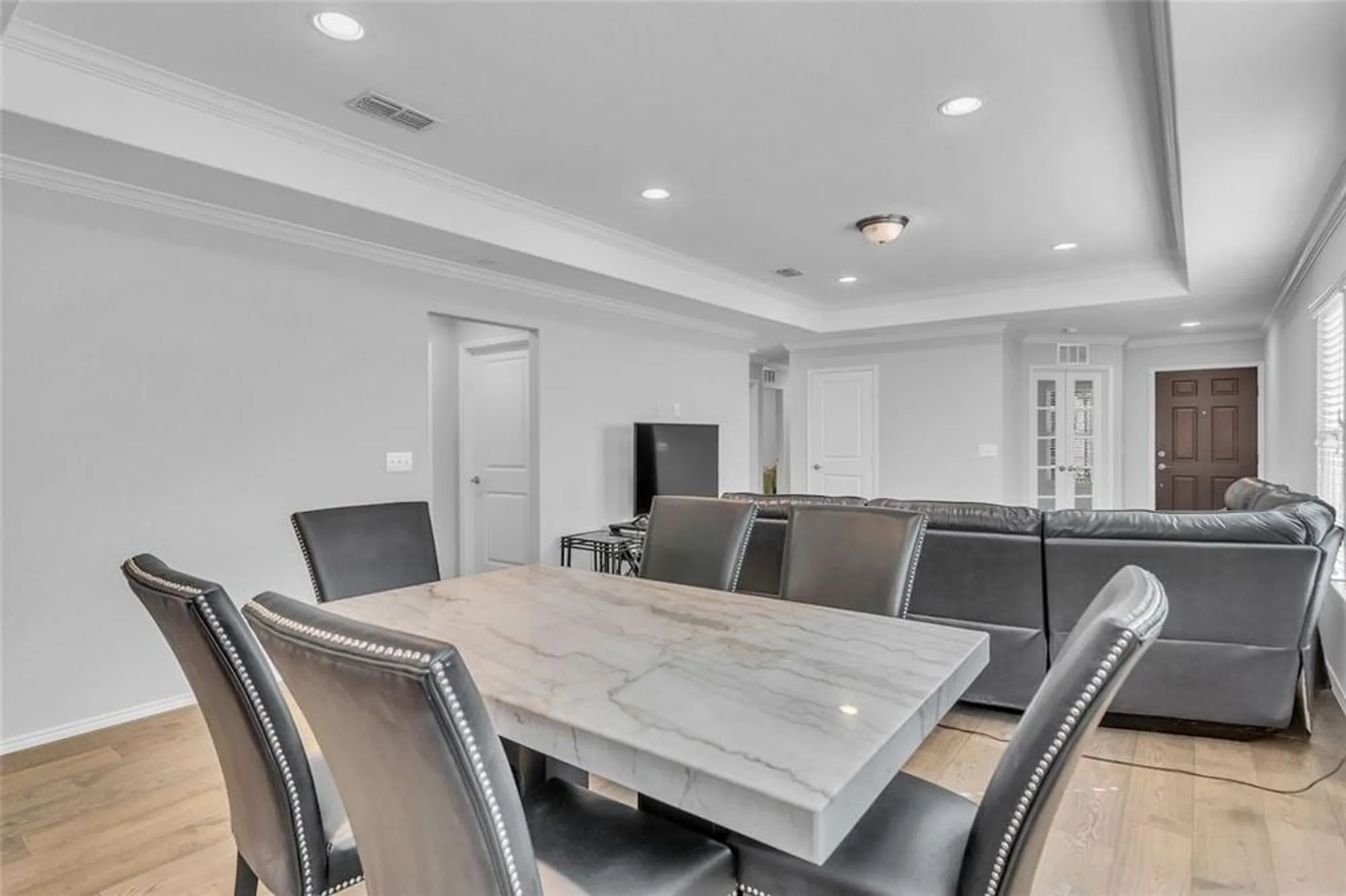 Property Slideshow image 11 of 31 | 8845 twin pines ln, Frisco, TX, 75036