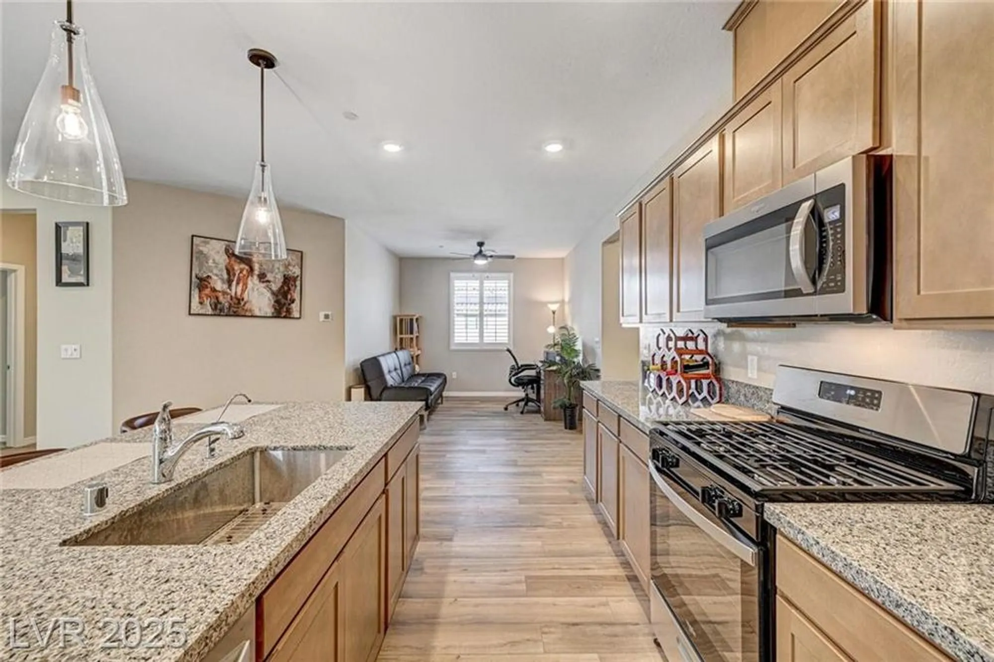 Property Slideshow image 14 of 65 | 10255 crimson currant st, Las Vegas, NV, 89143