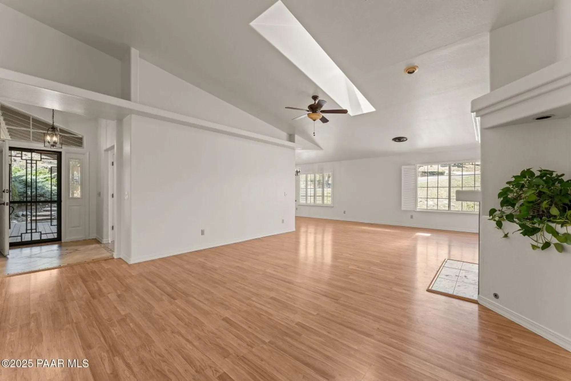 Property Slideshow image 12 of 51 | 895 sunrise blvd, Prescott, AZ, 86301