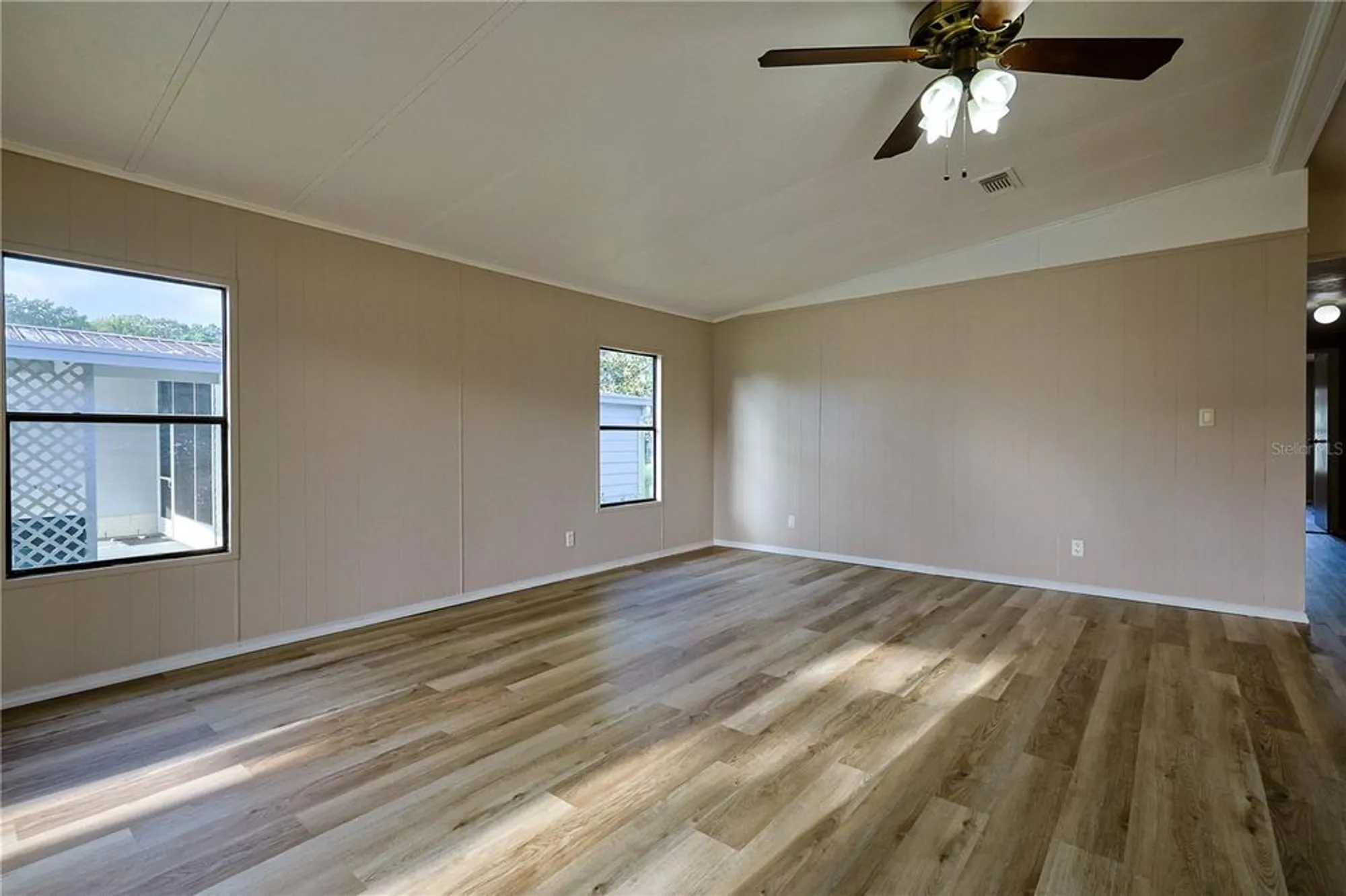 Property Slideshow image 9 of 52 | 111 sugar maple ave, Wildwood, FL, 34785