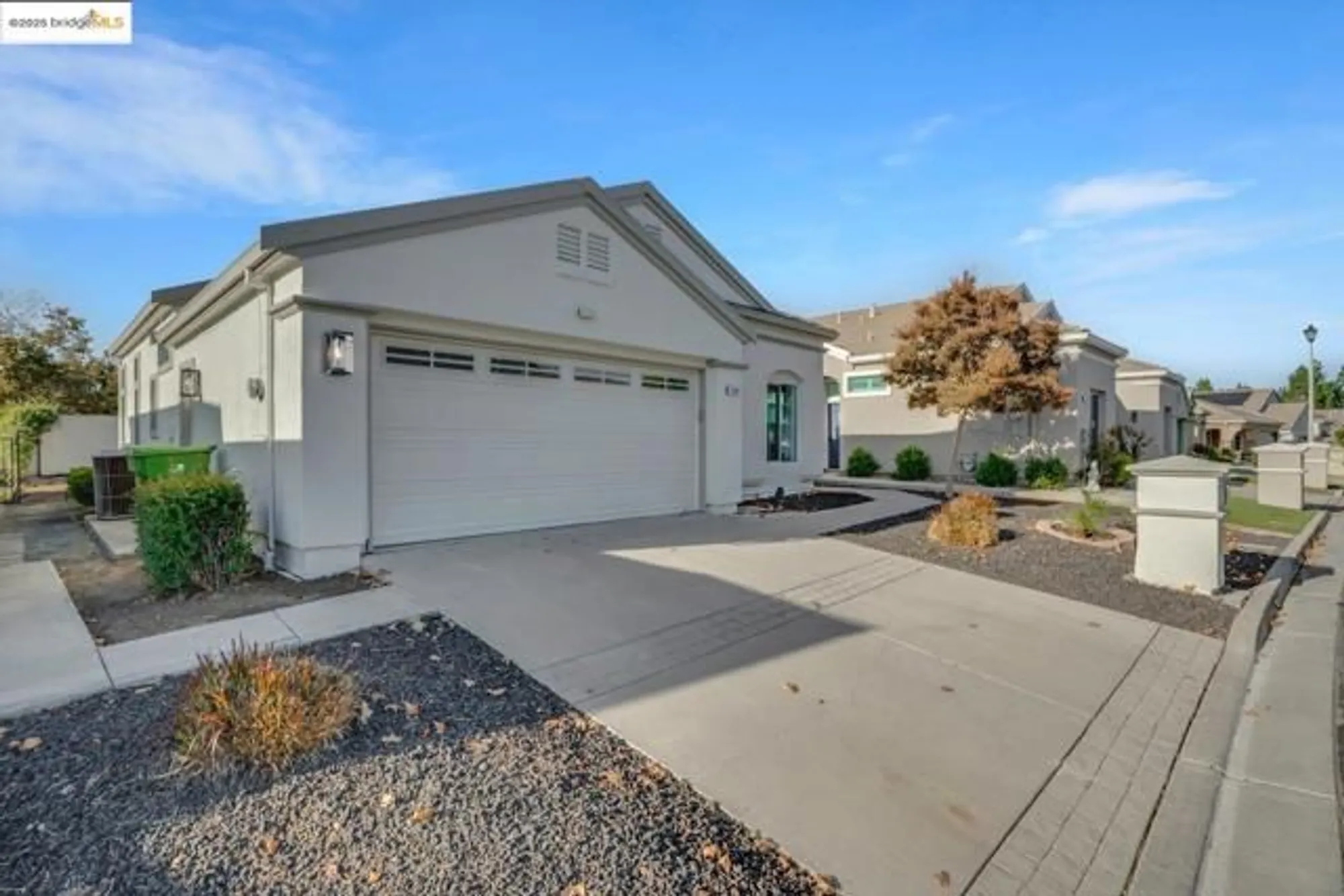 Property Slideshow image 3 of 44 | 1898 crispin dr, Brentwood, CA, 94513