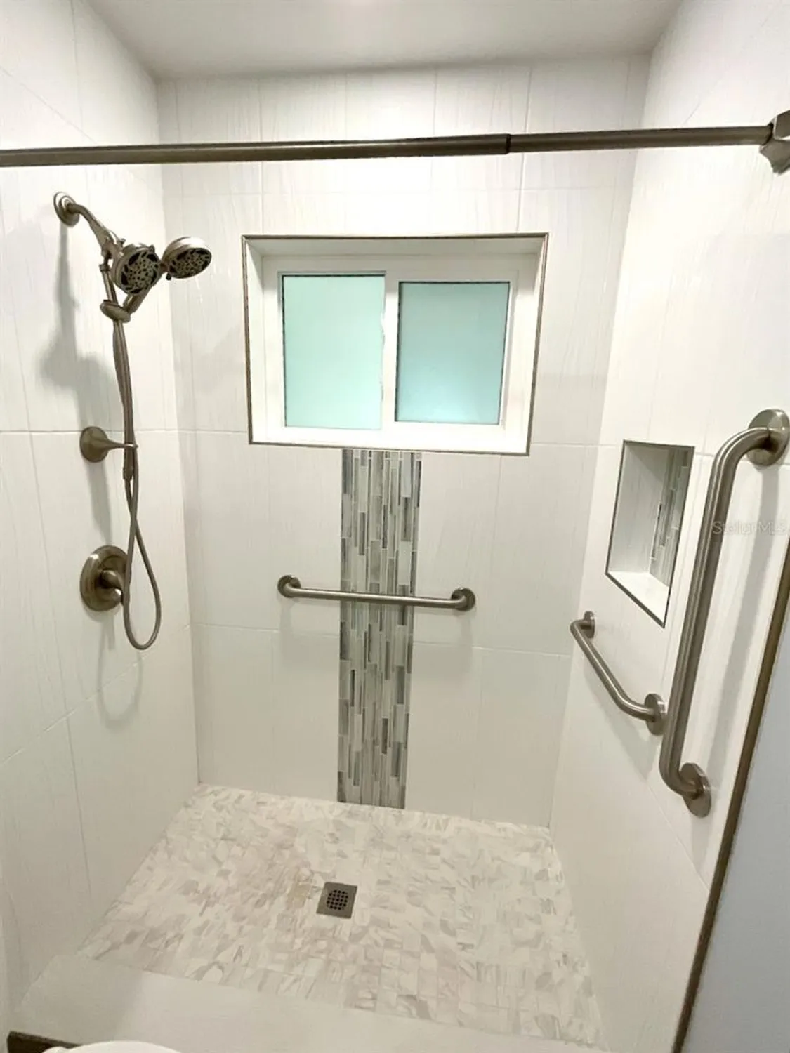 Property Slideshow image 33 of 43 | 9843 34th way n # 4, Pinellas Park, FL, 33782