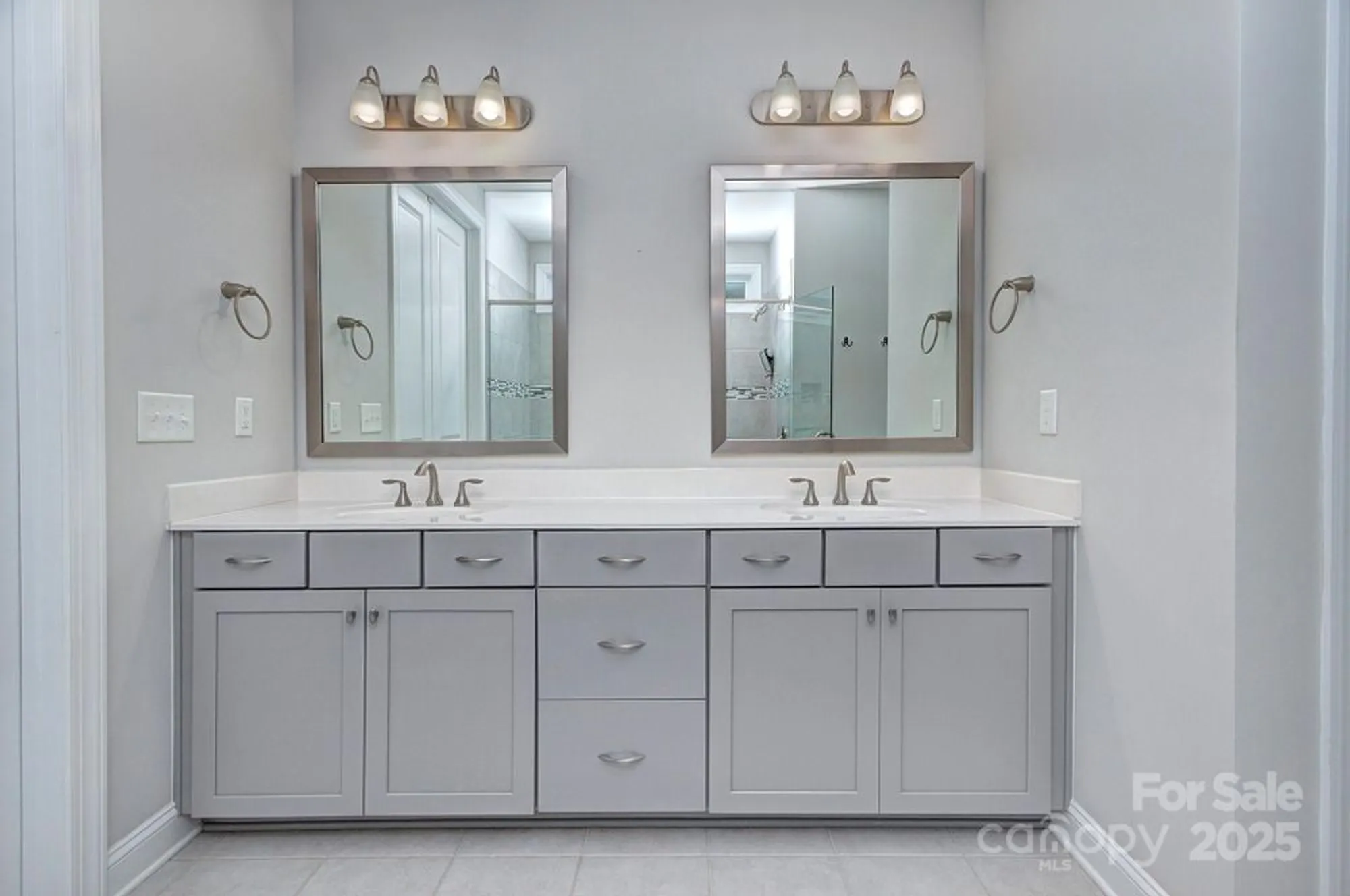 Property Slideshow image 18 of 46 | 5527 cheerful ln, Charlotte, NC, 28215
