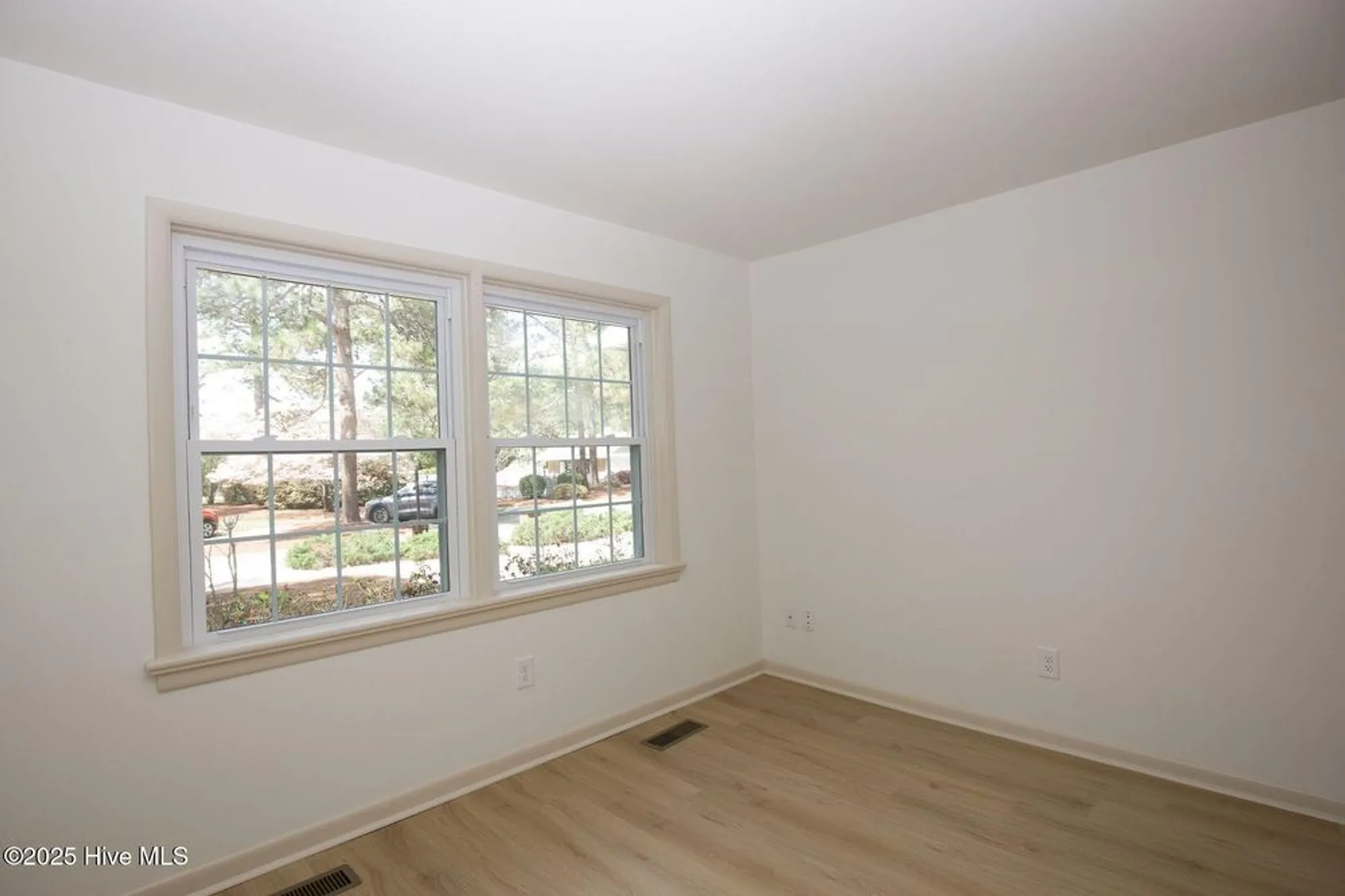 Property Slideshow image 11 of 28 | 317 driftwood cir unit b, Southern Pines, NC, 28387