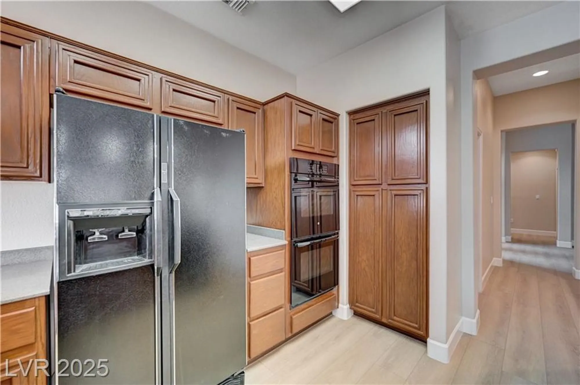 Property Slideshow image 21 of 77 | 2801 byron dr, Las Vegas, NV, 89134