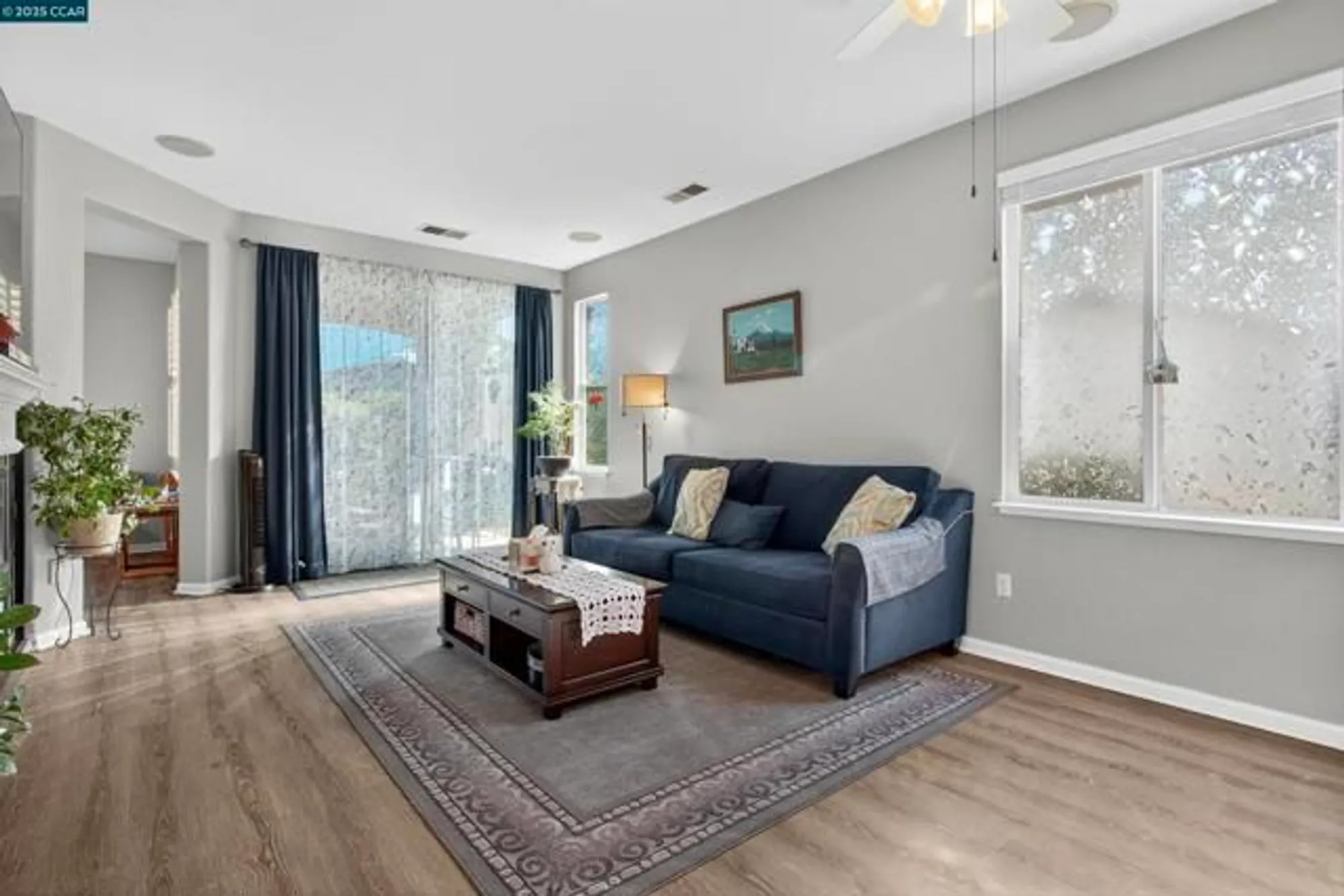 Property Slideshow image 13 of 31 | 281 black amber way, Brentwood, CA, 94513