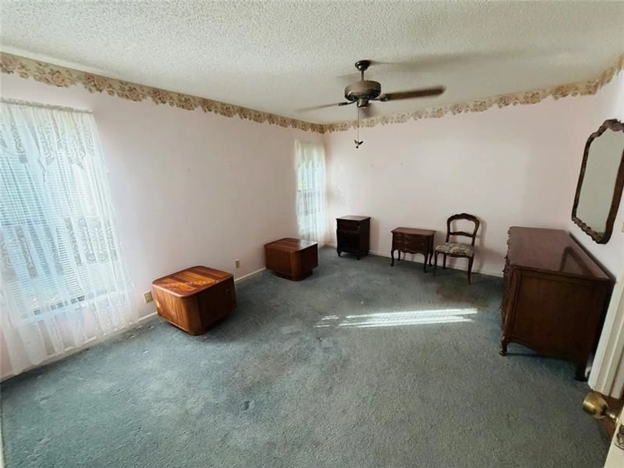 Property Slideshow image 13 of 29 | 7013 nw 107th ave, Tamarac, FL, 33321