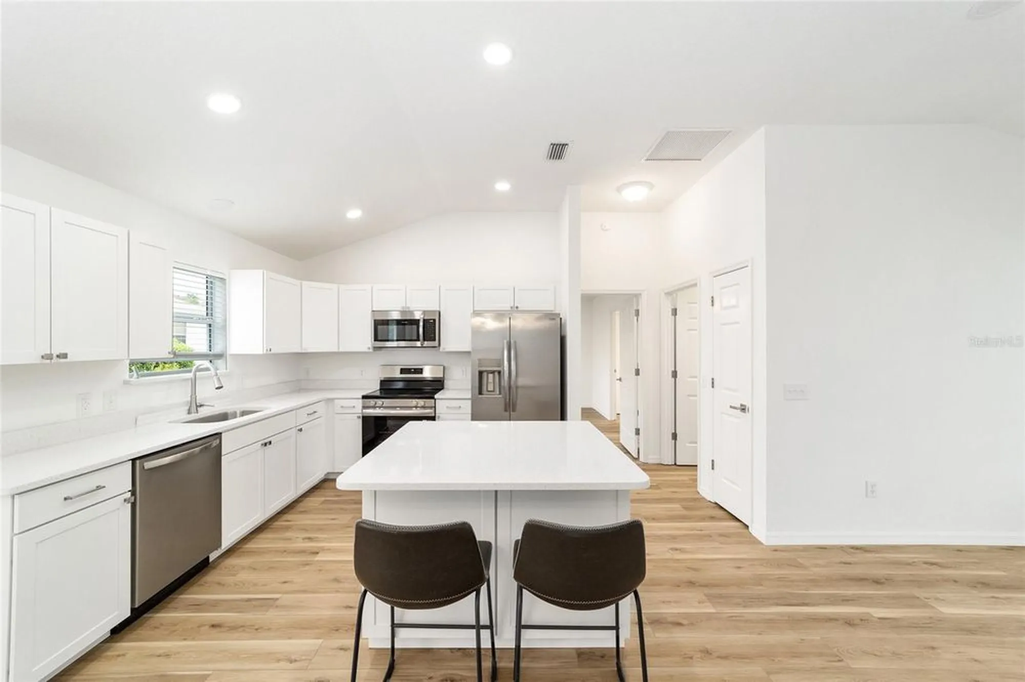 Property Slideshow image 12 of 38 | 1312 landeros ln, The Villages, FL, 32159