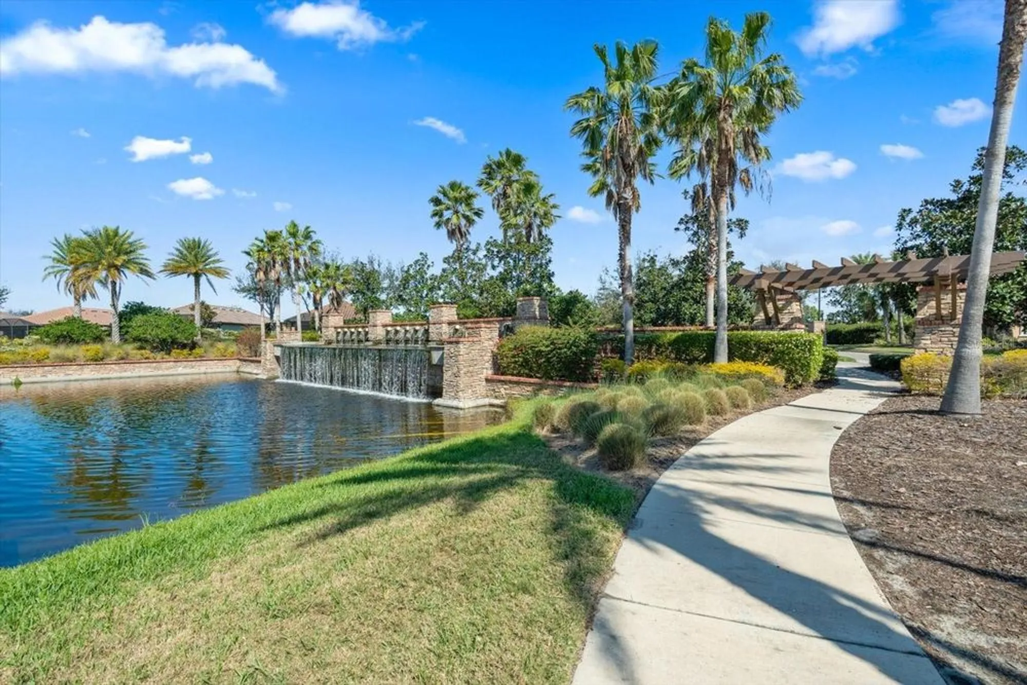 Property Slideshow image 41 of 54 | 11127 devonbridge dr, Palmetto, FL, 34221