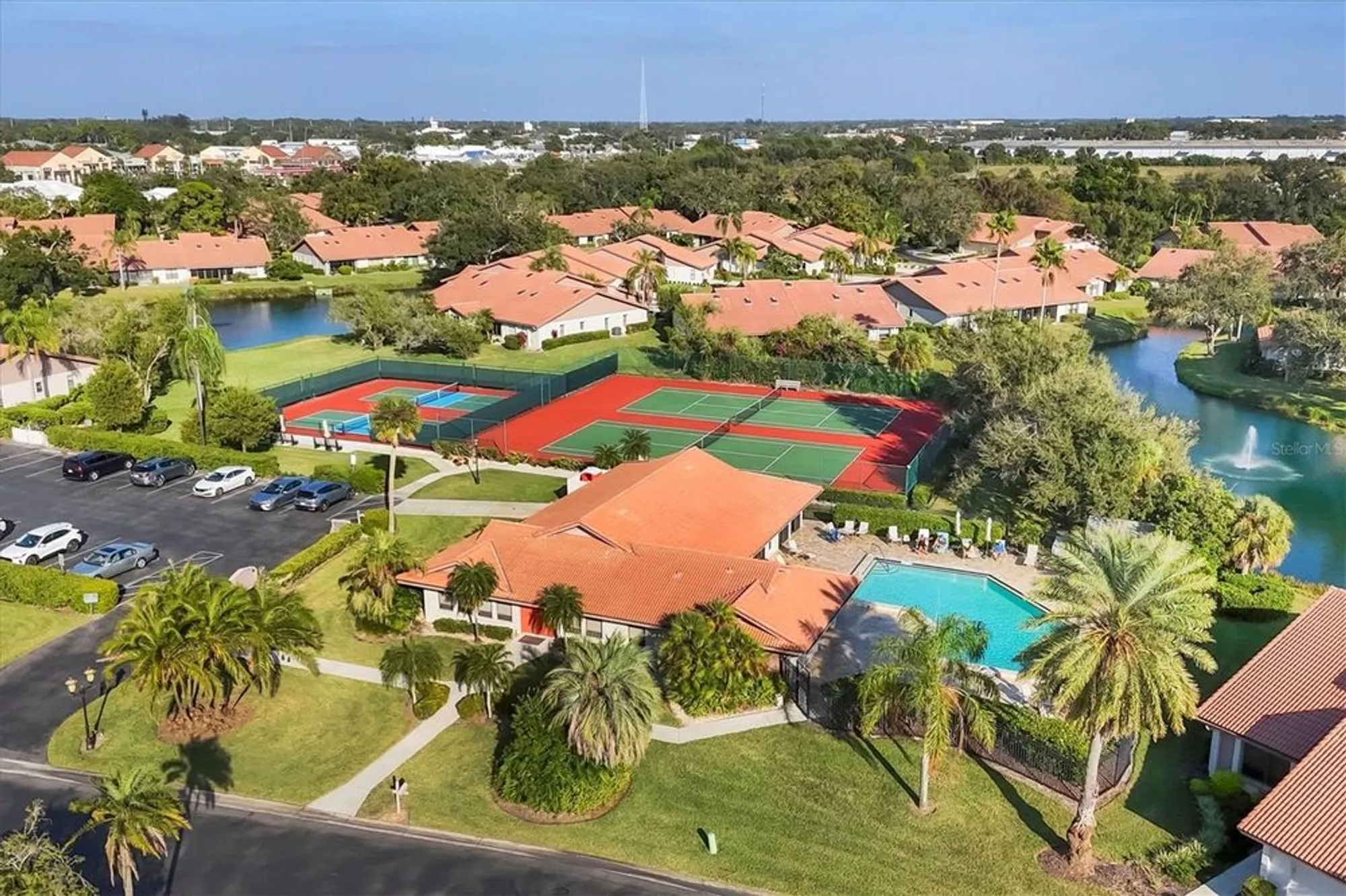 Property Slideshow image 42 of 55 | 3861 wilshire cir 115, Sarasota, FL, 34238