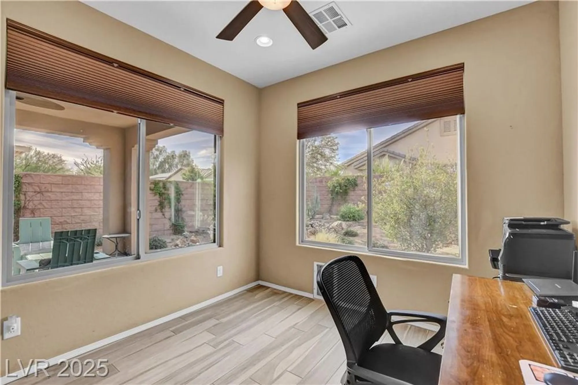 Property Slideshow image 38 of 82 | 5749 keystone crest st, North Las Vegas, NV, 89081