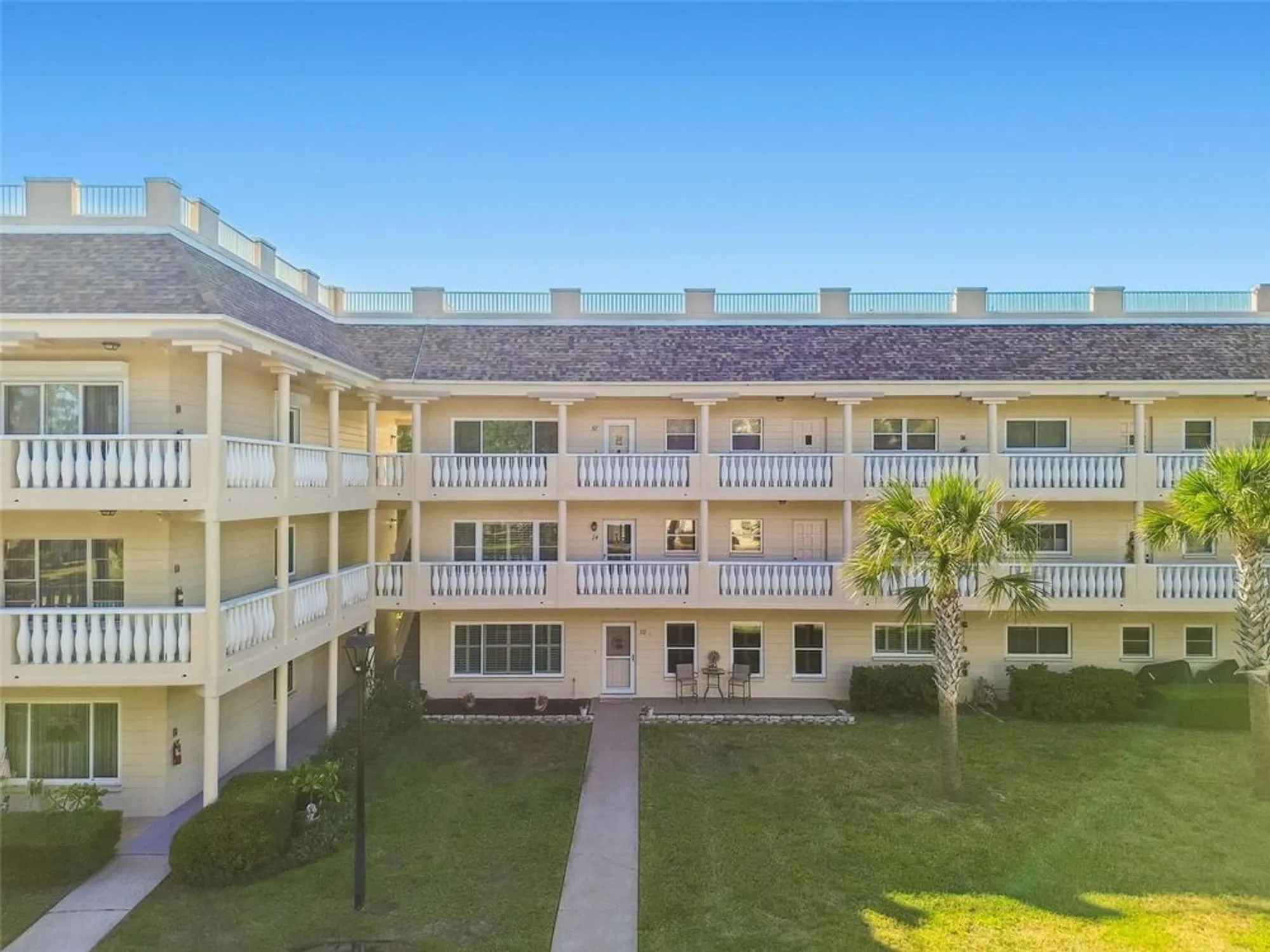 Property Slideshow image 1 of 74 | 2170 americus blvd 34, Clearwater, FL, 33763