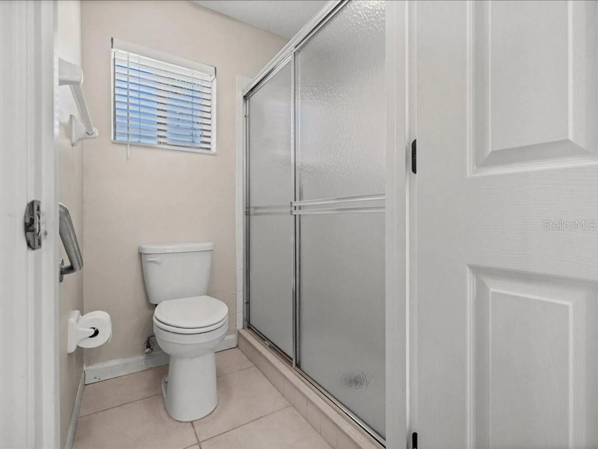 Property Slideshow image 24 of 47 | 411 cypress forest dr, Englewood, FL, 34223