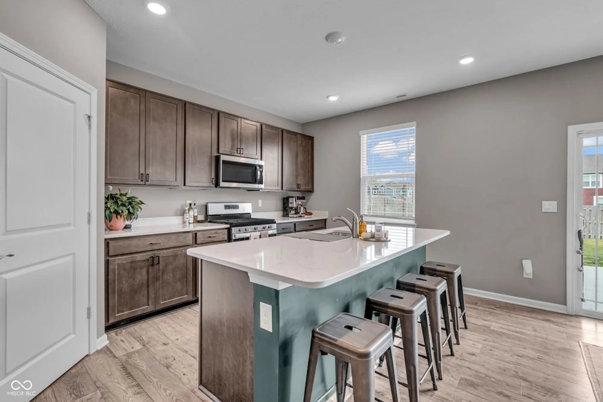 Property Slideshow image 12 of 57 | 9138 hemingway dr, Indianapolis, IN, 46239