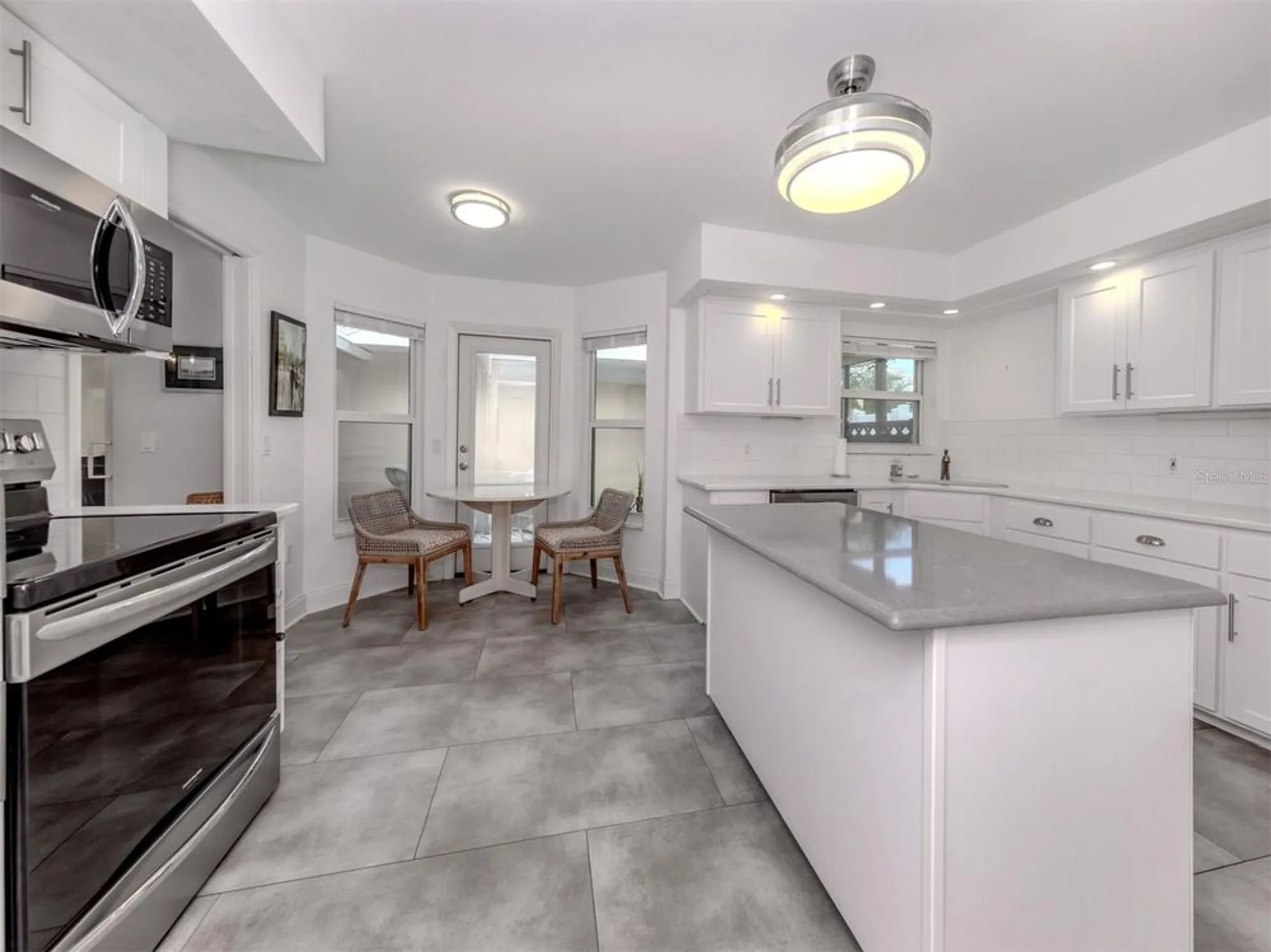 Property Slideshow image 14 of 77 | 761 harrington lake dr 61, Venice, FL, 34293