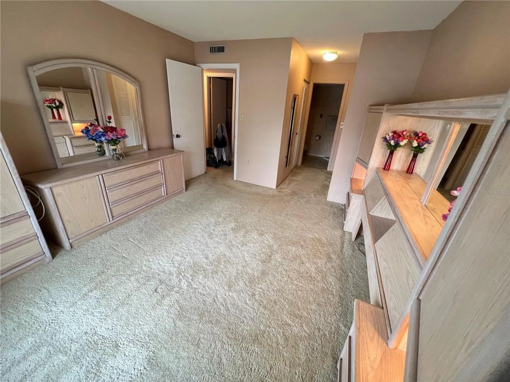 Property Slideshow image 12 of 49 | 2437 harbor blvd 213, Port Charlotte, FL, 33952