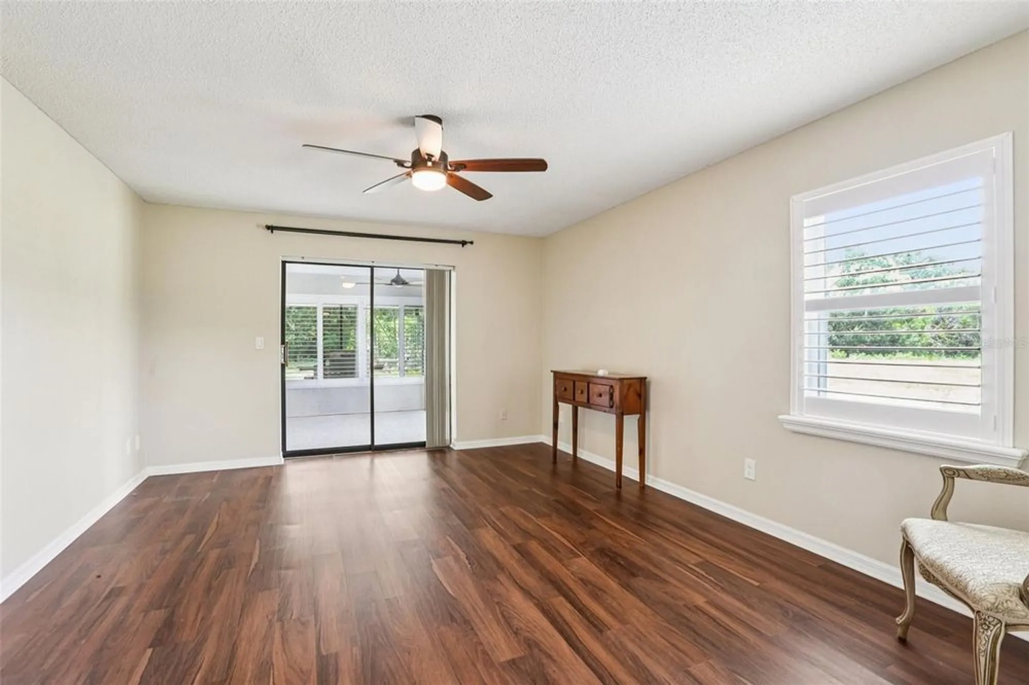 Property Slideshow image 12 of 72 | 1812 new bedford dr, Sun City Center, FL, 33573
