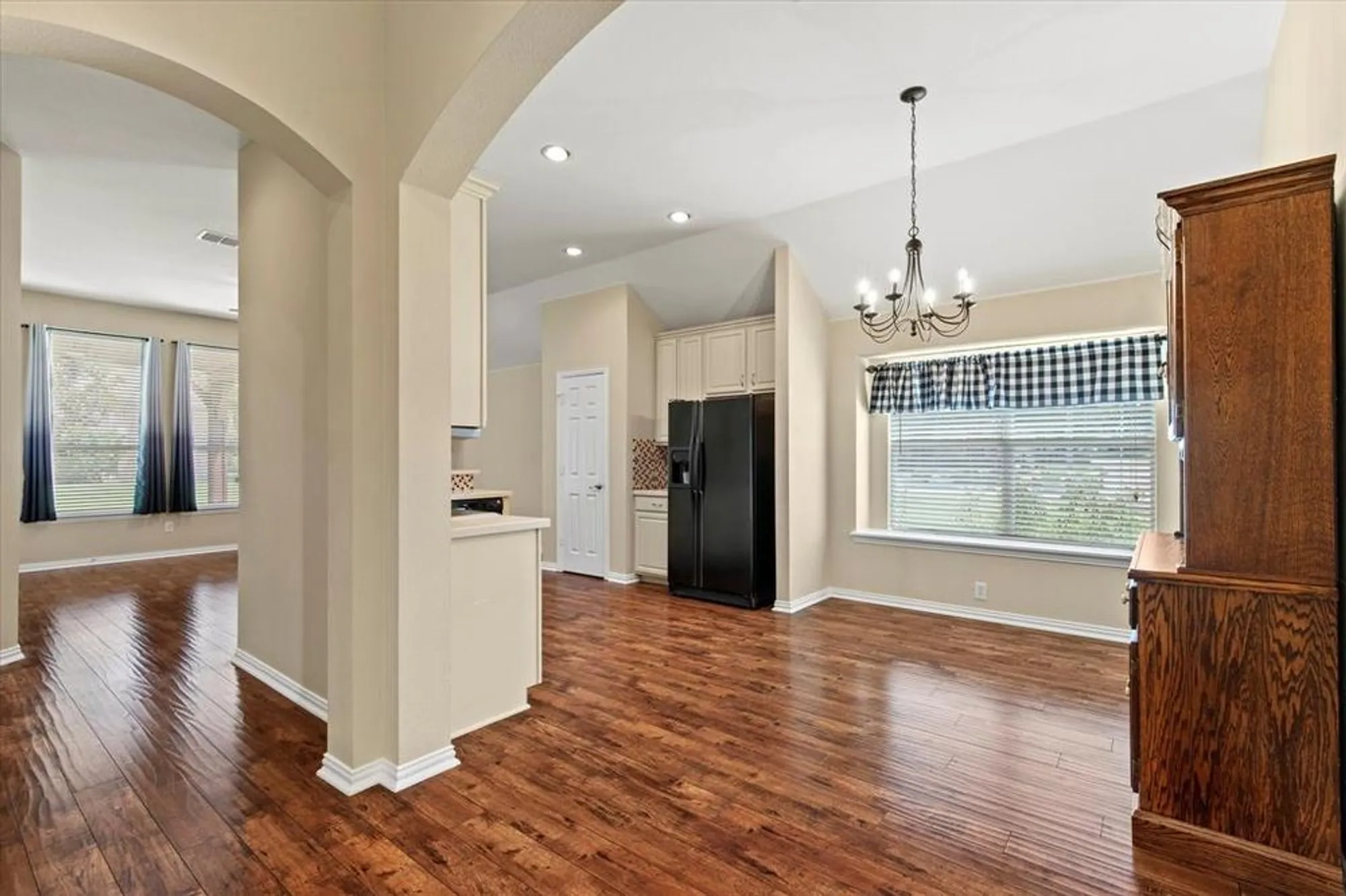 Property Slideshow image 4 of 37 | 927 oakland hills dr, Fairview, TX, 75069