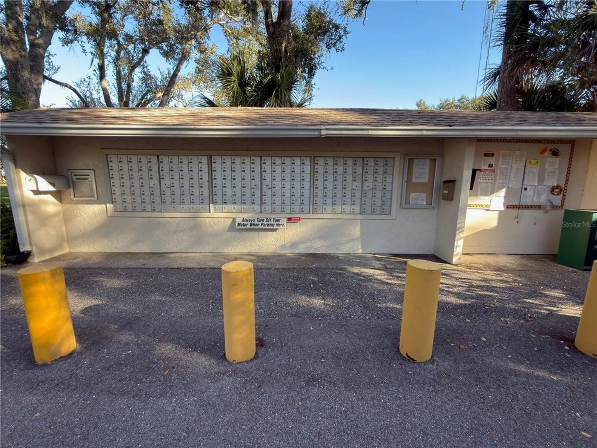 Property Slideshow image 23 of 23 | 4001 oakhurst dr 3119, Sarasota, FL, 34233