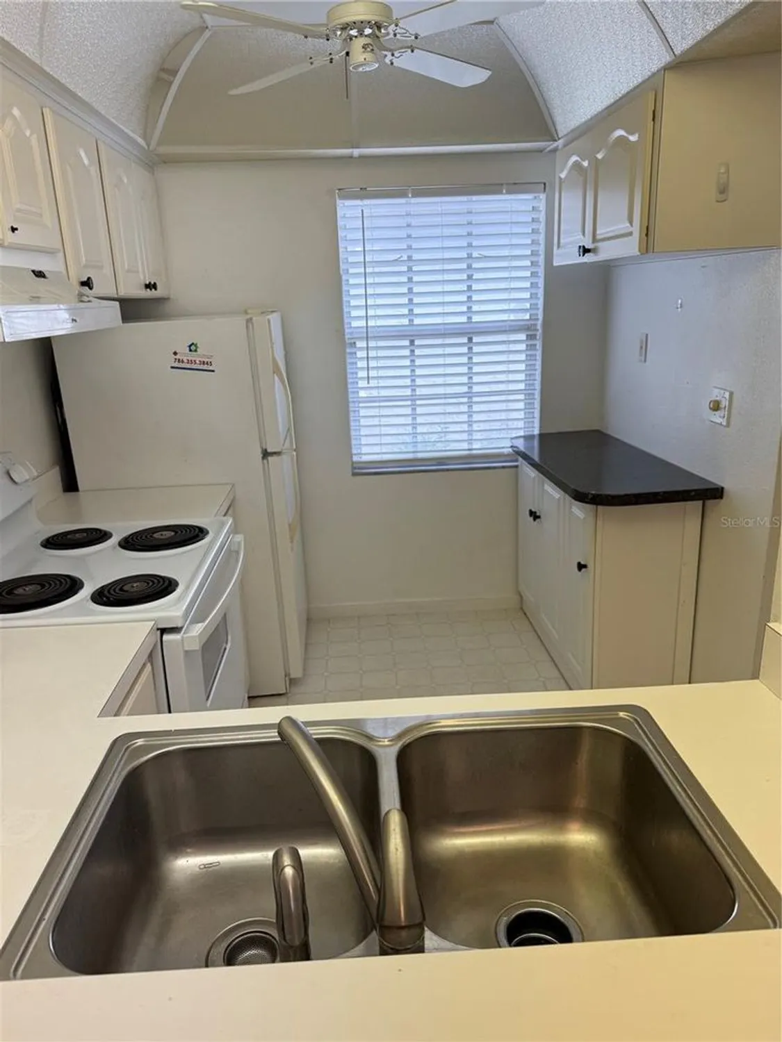 Property Slideshow image 8 of 13 | 3115 mission grove dr, Palm Harbor, FL, 34684