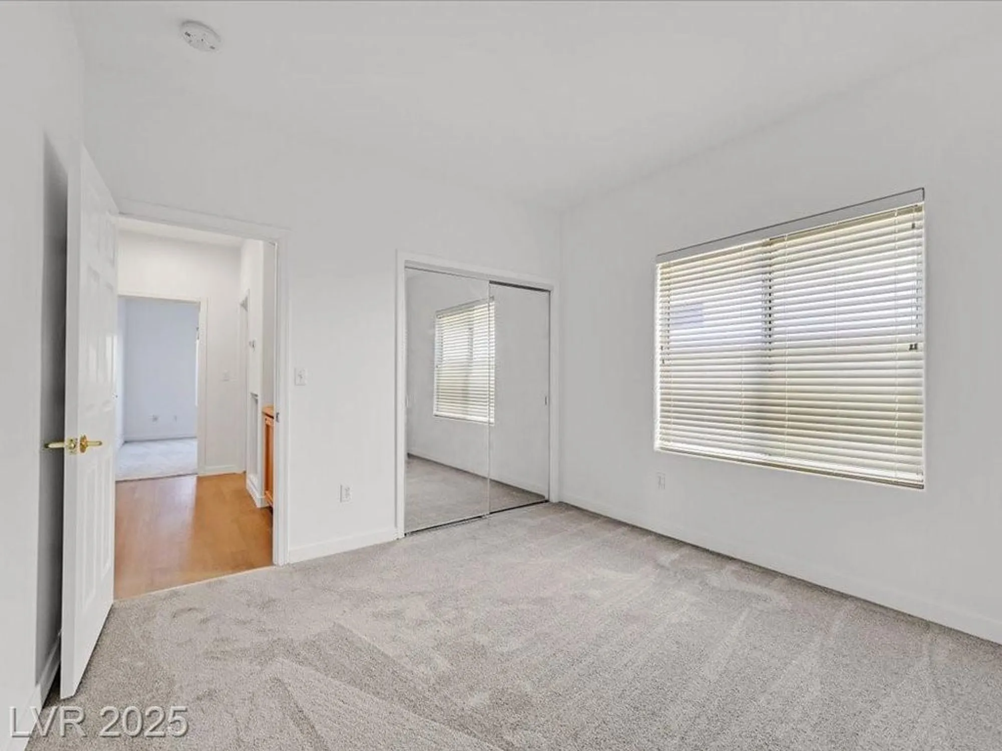 Property Slideshow image 18 of 37 | 2582 hayesville ave, Henderson, NV, 89052