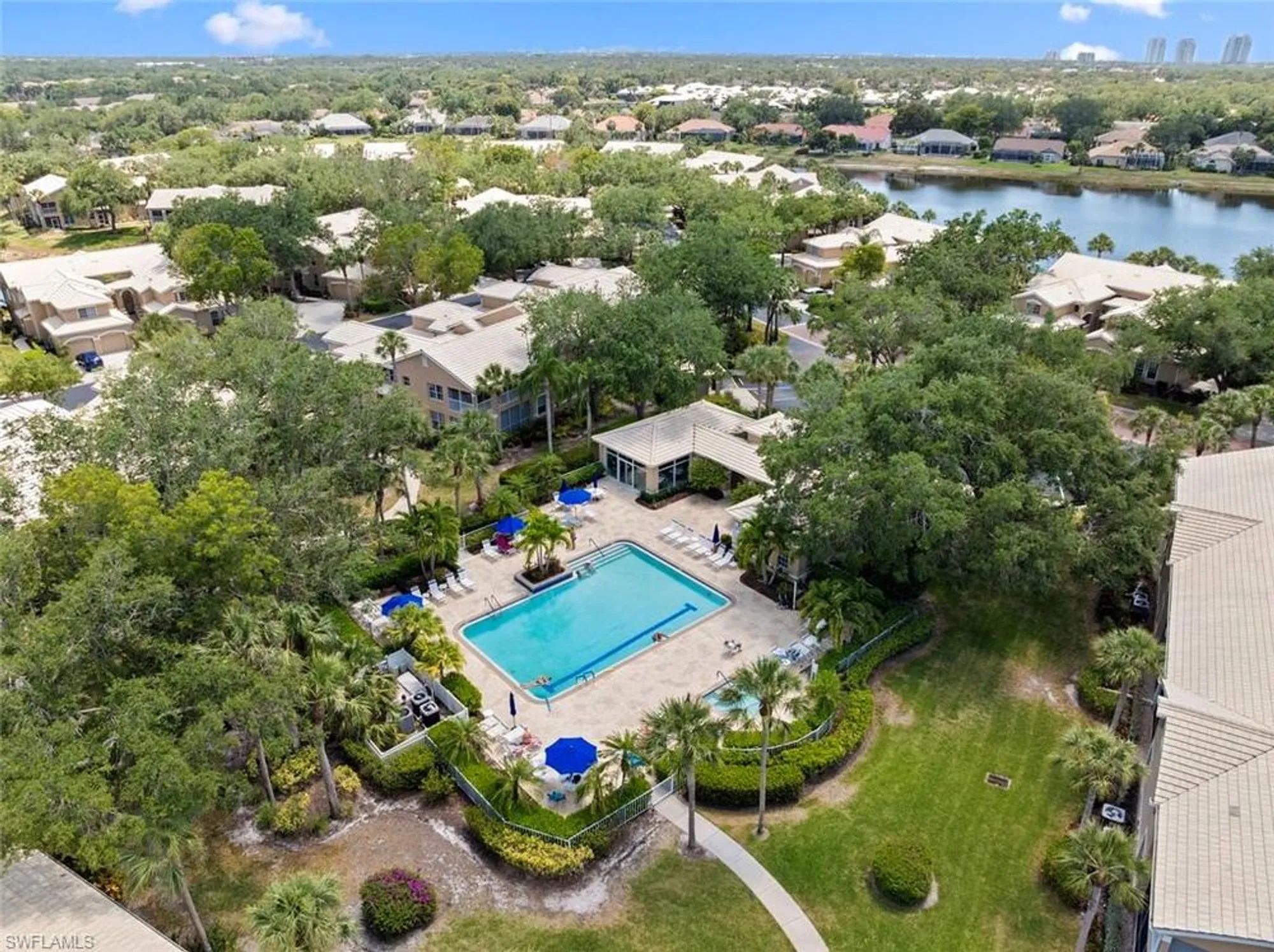 Property Slideshow image 31 of 46 | 24748 lakemont cove ln 201, Bonita Springs, FL, 34134