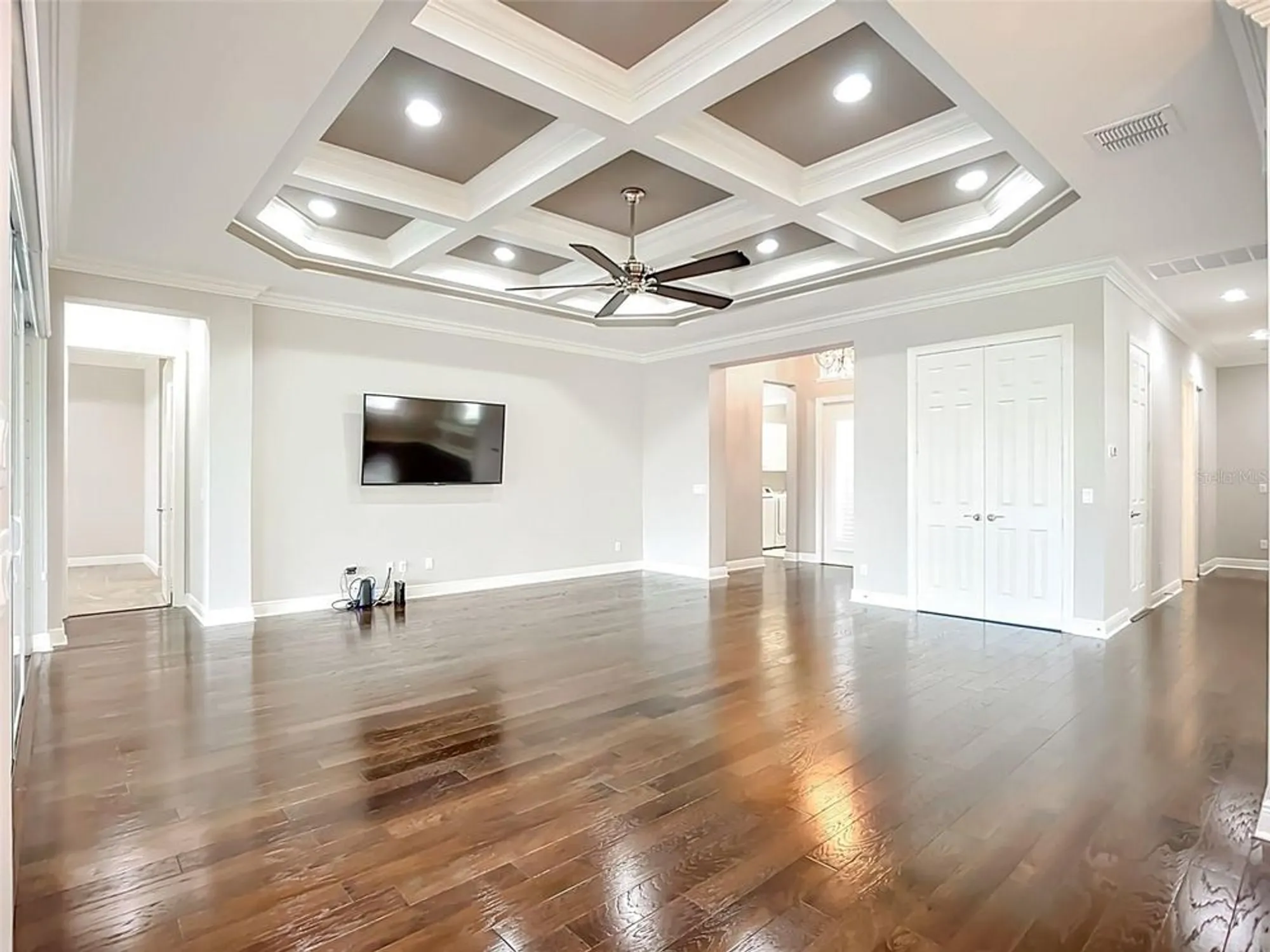 Property Slideshow image 9 of 75 | 15909 cape coral dr, Wimauma, FL, 33598