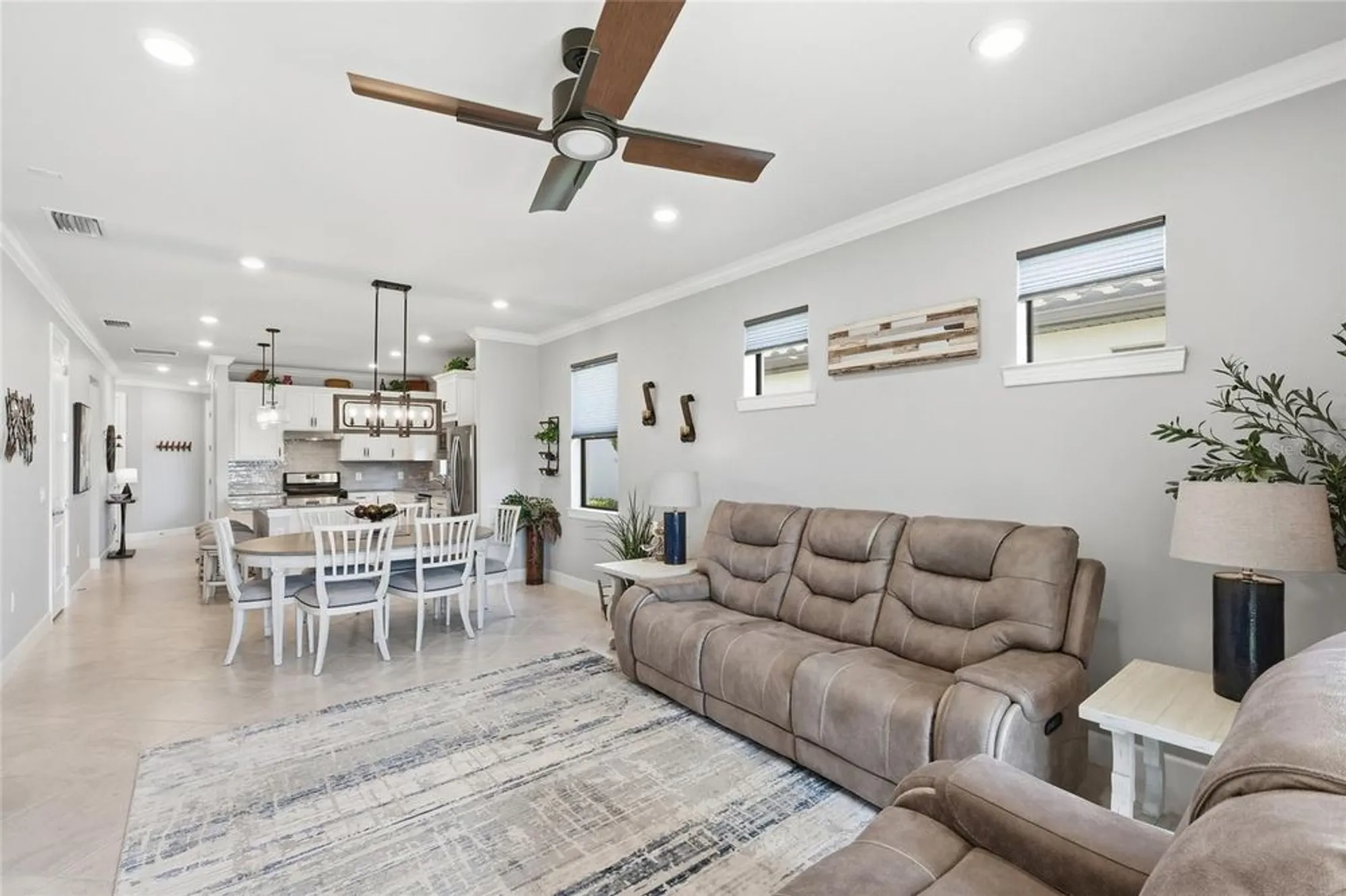 Property Slideshow image 16 of 87 | 17726 northwood pl, Bradenton, FL, 34202