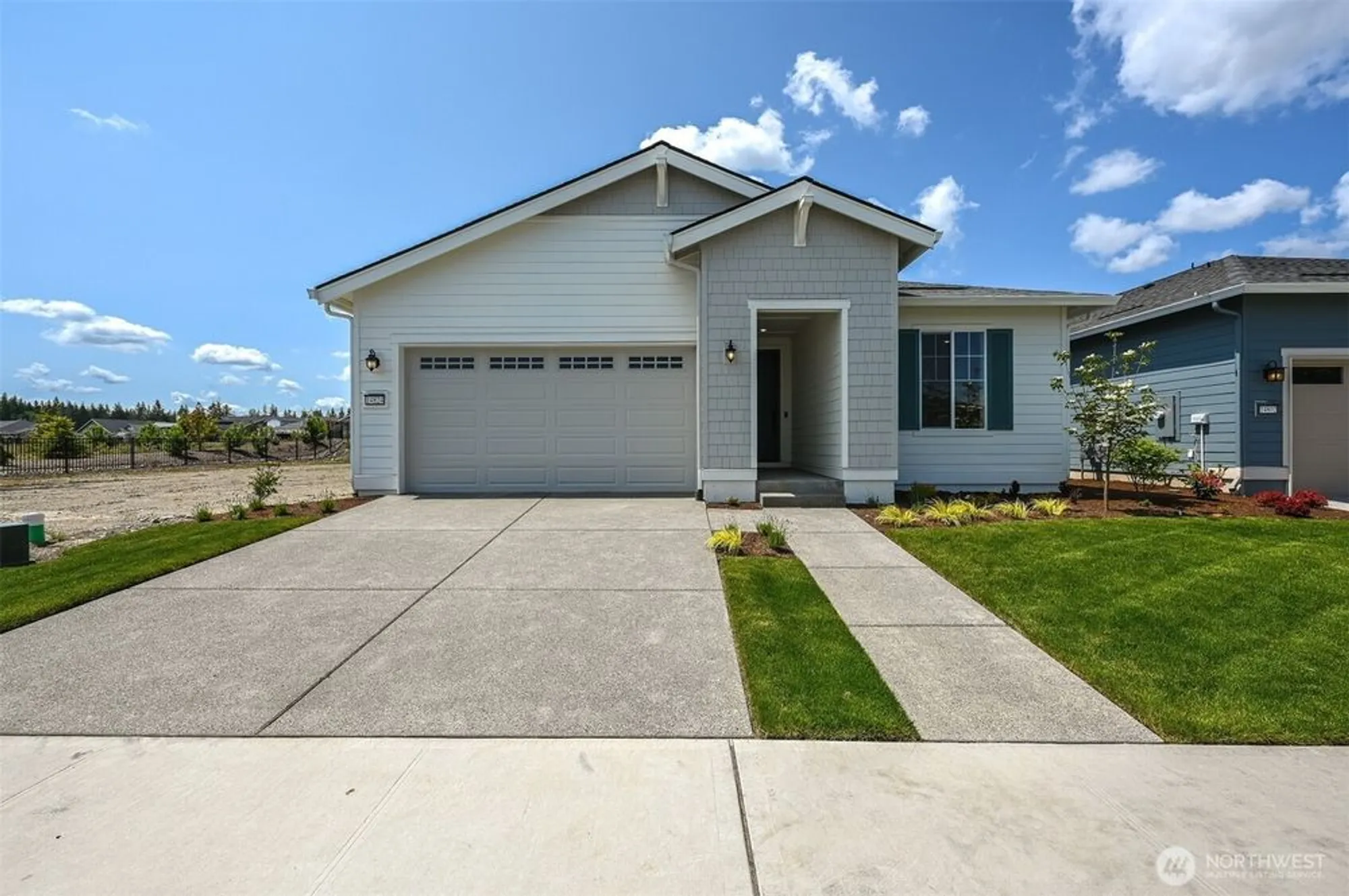 Property Slideshow image 3 of 36 | 14824 206th ave e unit e, Bonney Lake, WA, 98391