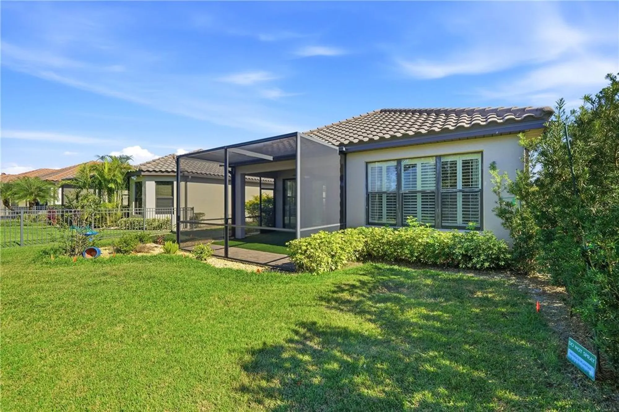 Property Slideshow image 39 of 70 | 20112 sorano hill pl, Tampa, FL, 33647