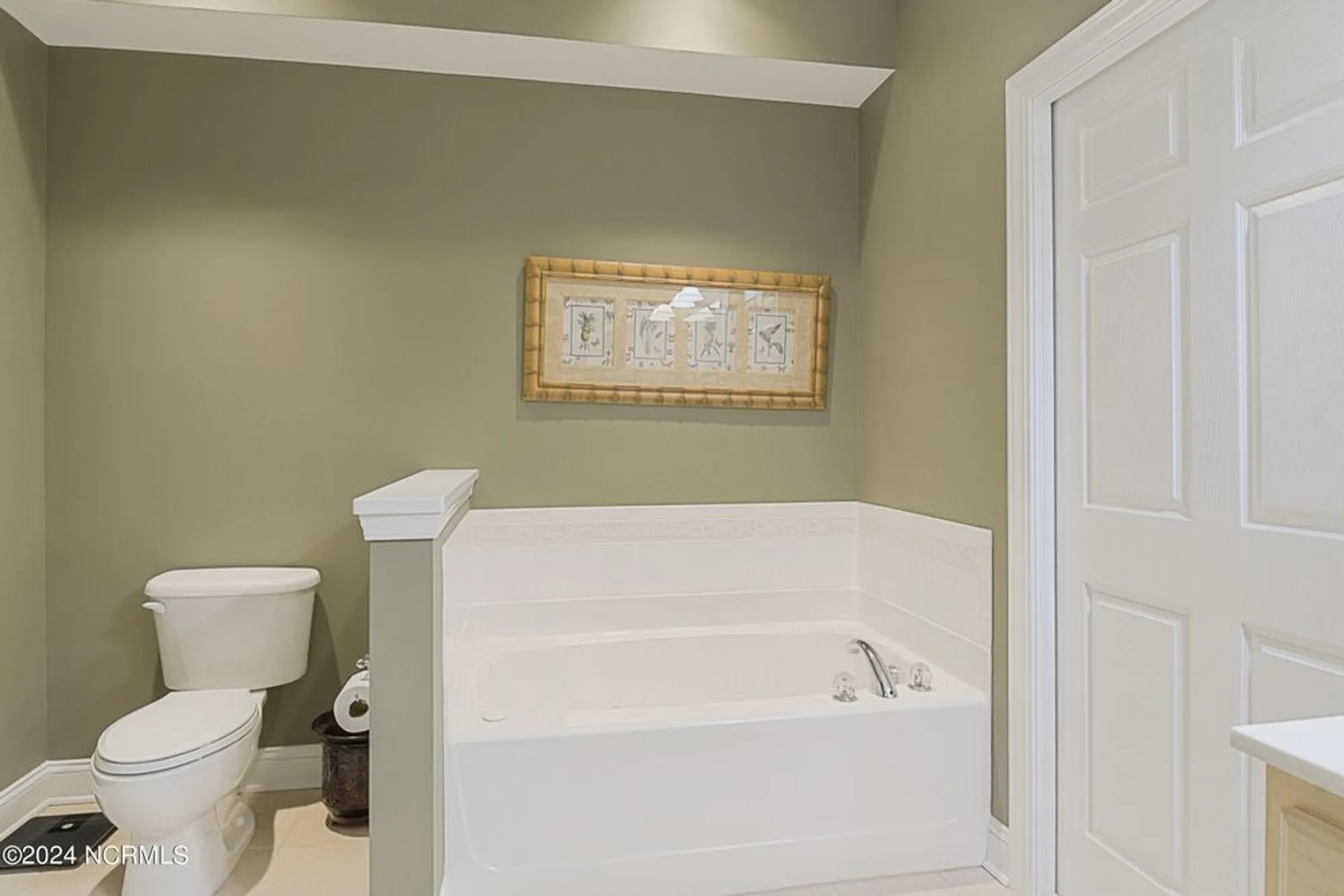 Property Slideshow image 21 of 52 | 8975 smithfield dr 2, Calabash, NC, 28467