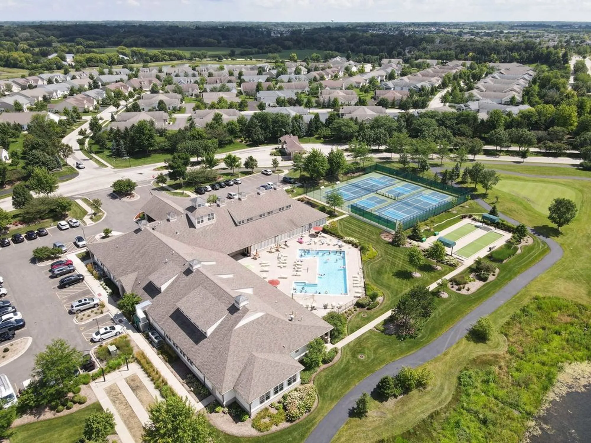 Property Slideshow image 27 of 29 | 1655 windsor rd, Pingree Grove, IL, 60140