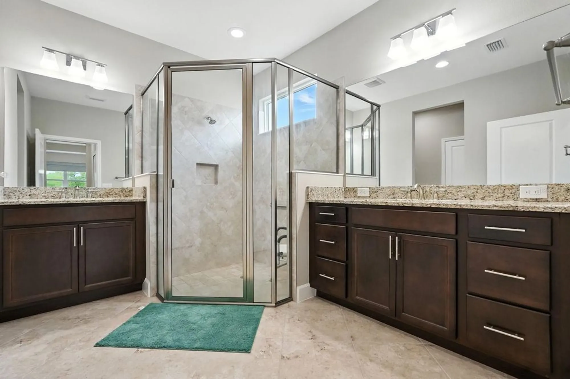 Property Slideshow image 25 of 54 | 553 hang loose way, Daytona Beach, FL, 32124