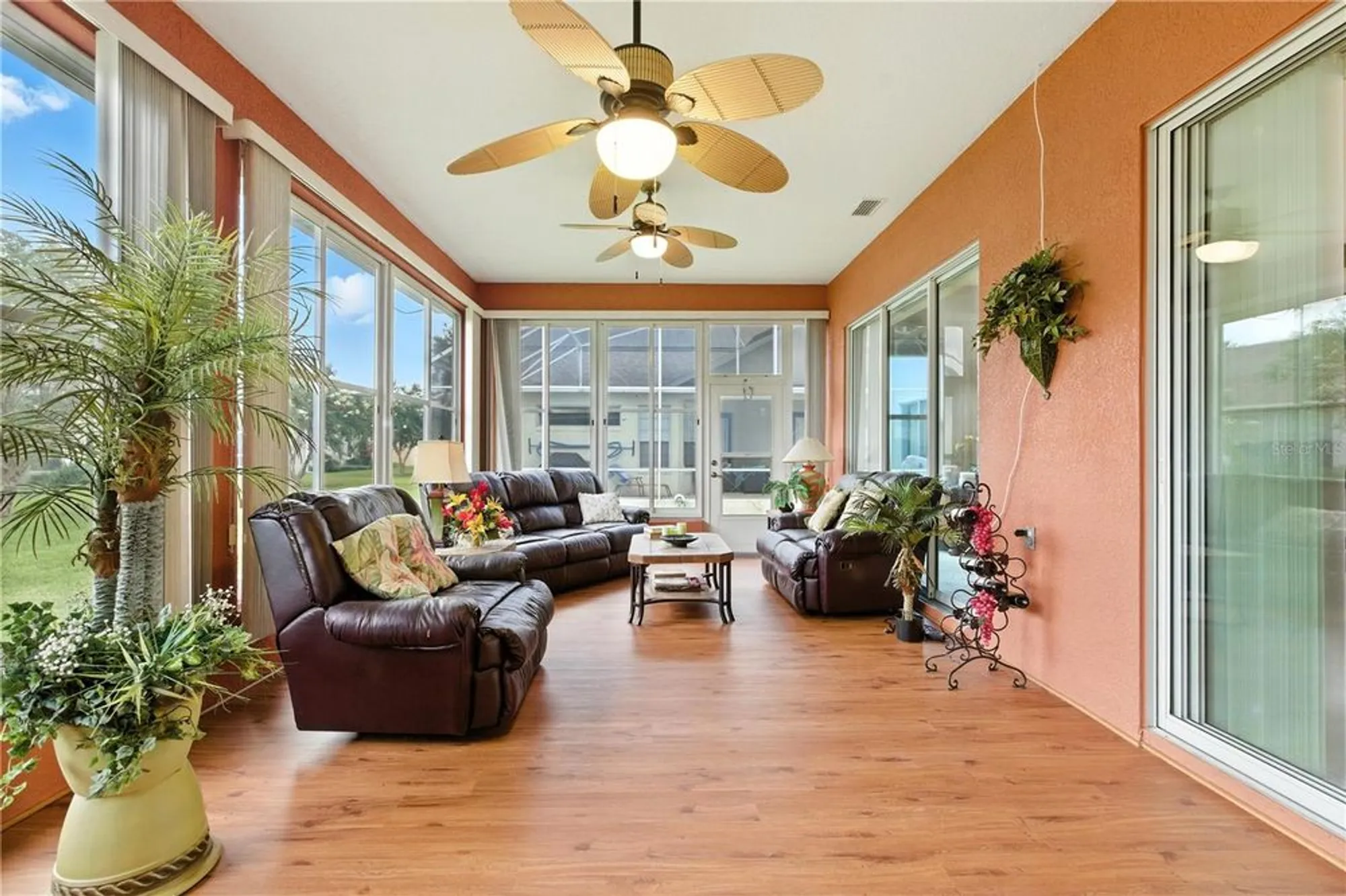 Property Slideshow image 31 of 57 | 457 golf vista cir, Davenport, FL, 33837