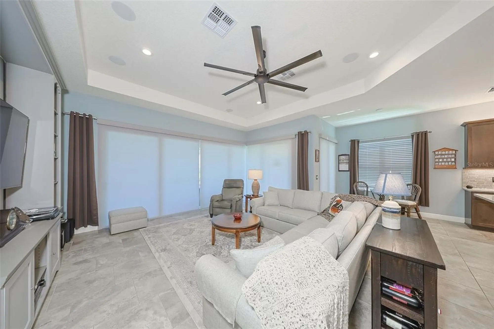 Property Slideshow image 18 of 58 | 4920 sevilla shores dr, Wimauma, FL, 33598
