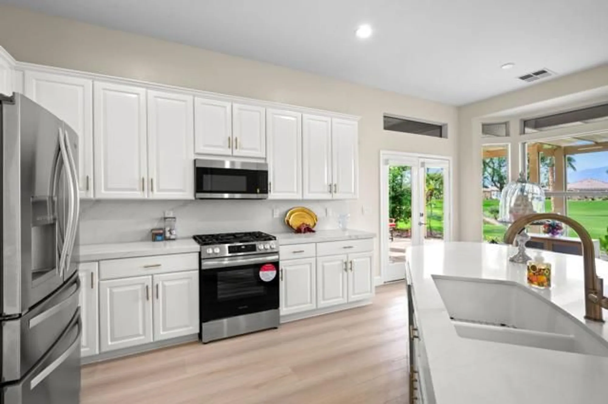 Property Slideshow image 18 of 62 | 44397 royal lytham dr, Indio, CA, 92201