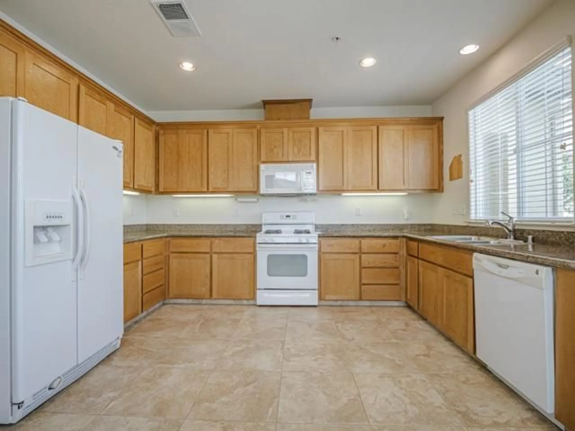 Property Slideshow image 11 of 38 | 443 vivienne dr, Watsonville, CA, 95076