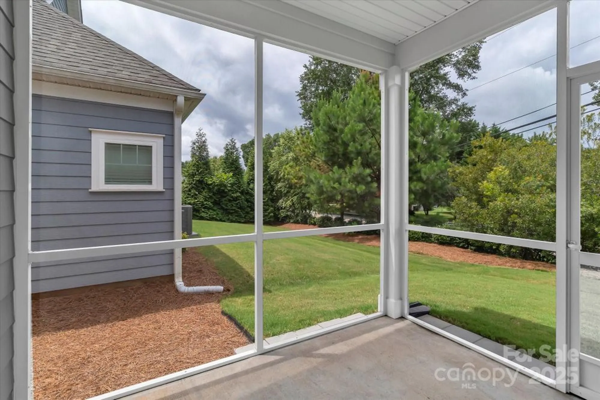 Property Slideshow image 35 of 43 | 2026 bonds ln, Fort Mill, SC, 29715