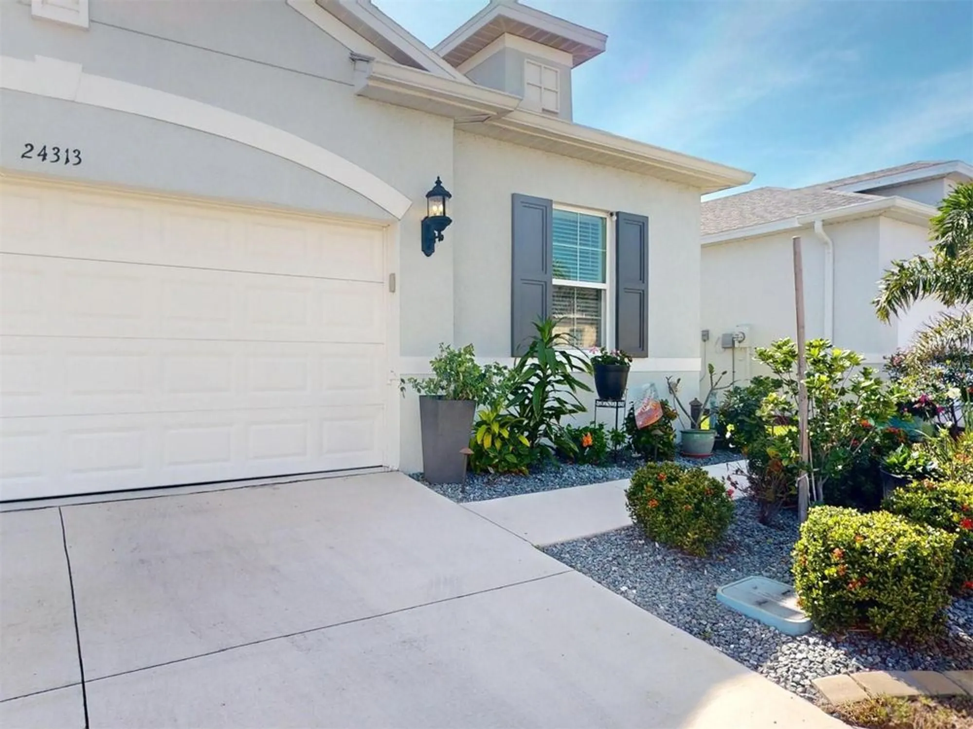 Property Slideshow image 10 of 65 | 24313 westgate blvd, Punta Gorda, FL, 33980