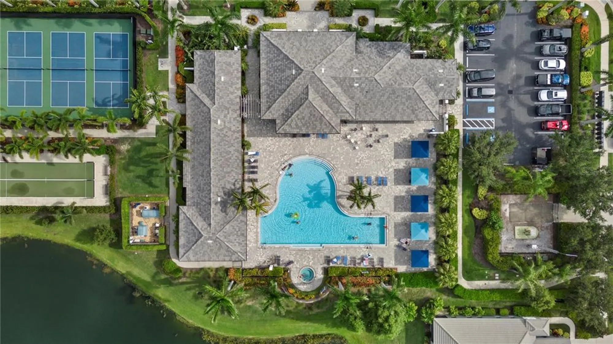 Property Slideshow image 53 of 67 | 12938 true blue cir, Bradenton, FL, 34211