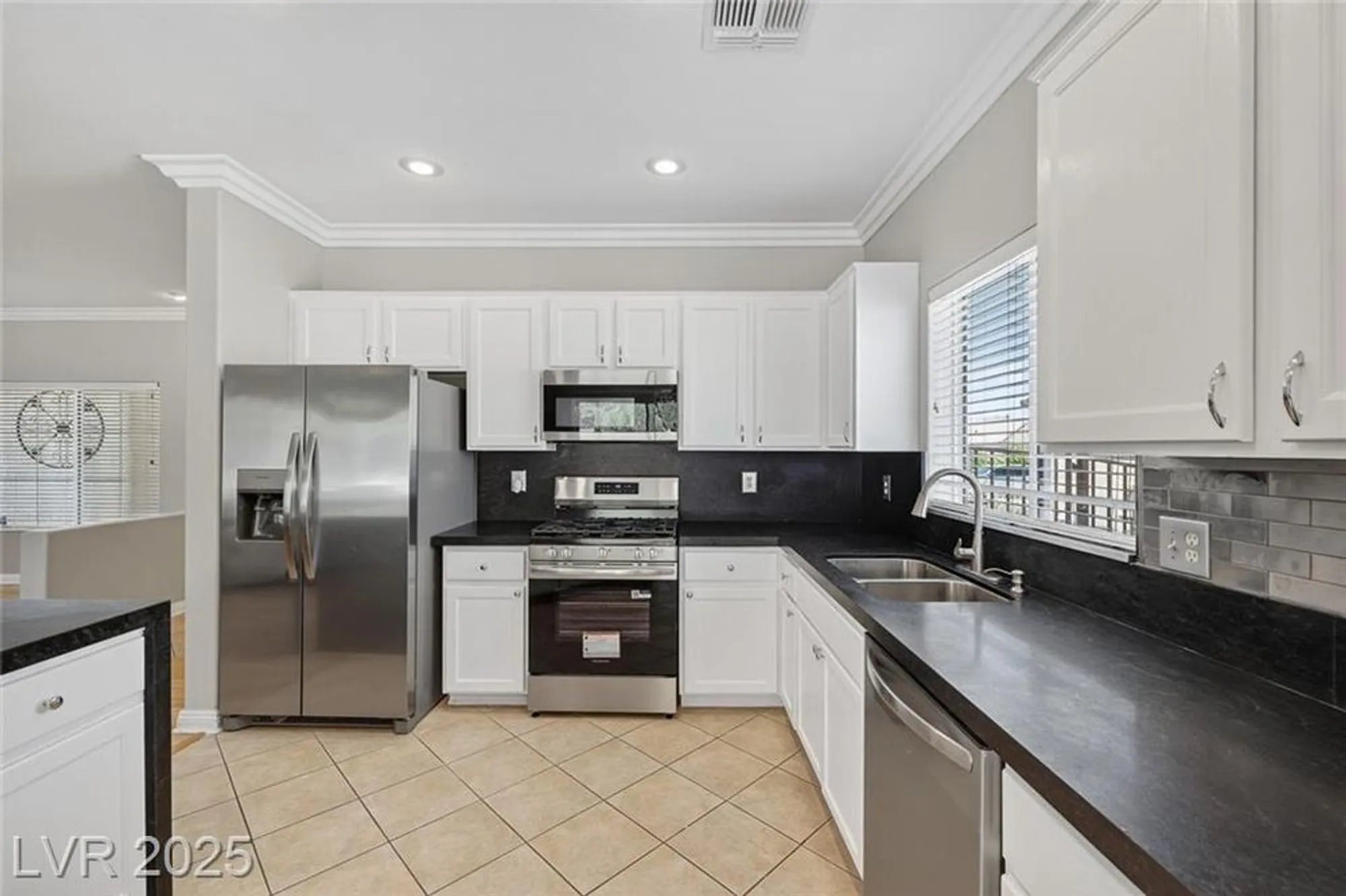 Property Slideshow image 16 of 56 | 2962 maffie st, Henderson, NV, 89052