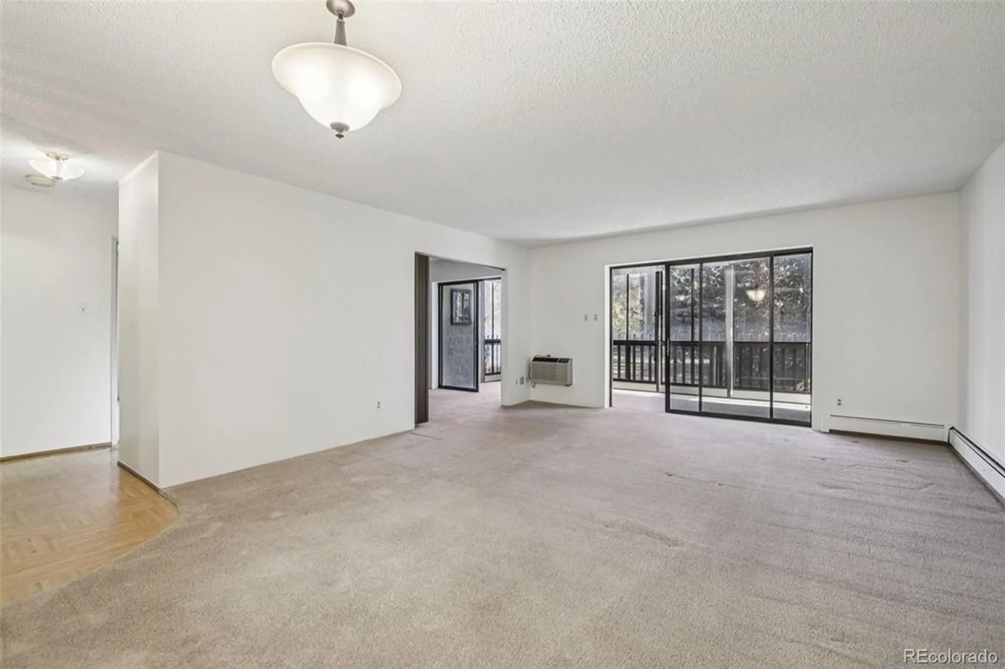 Property Slideshow image 6 of 39 | 14300 e marina dr 207, Aurora, CO, 80014