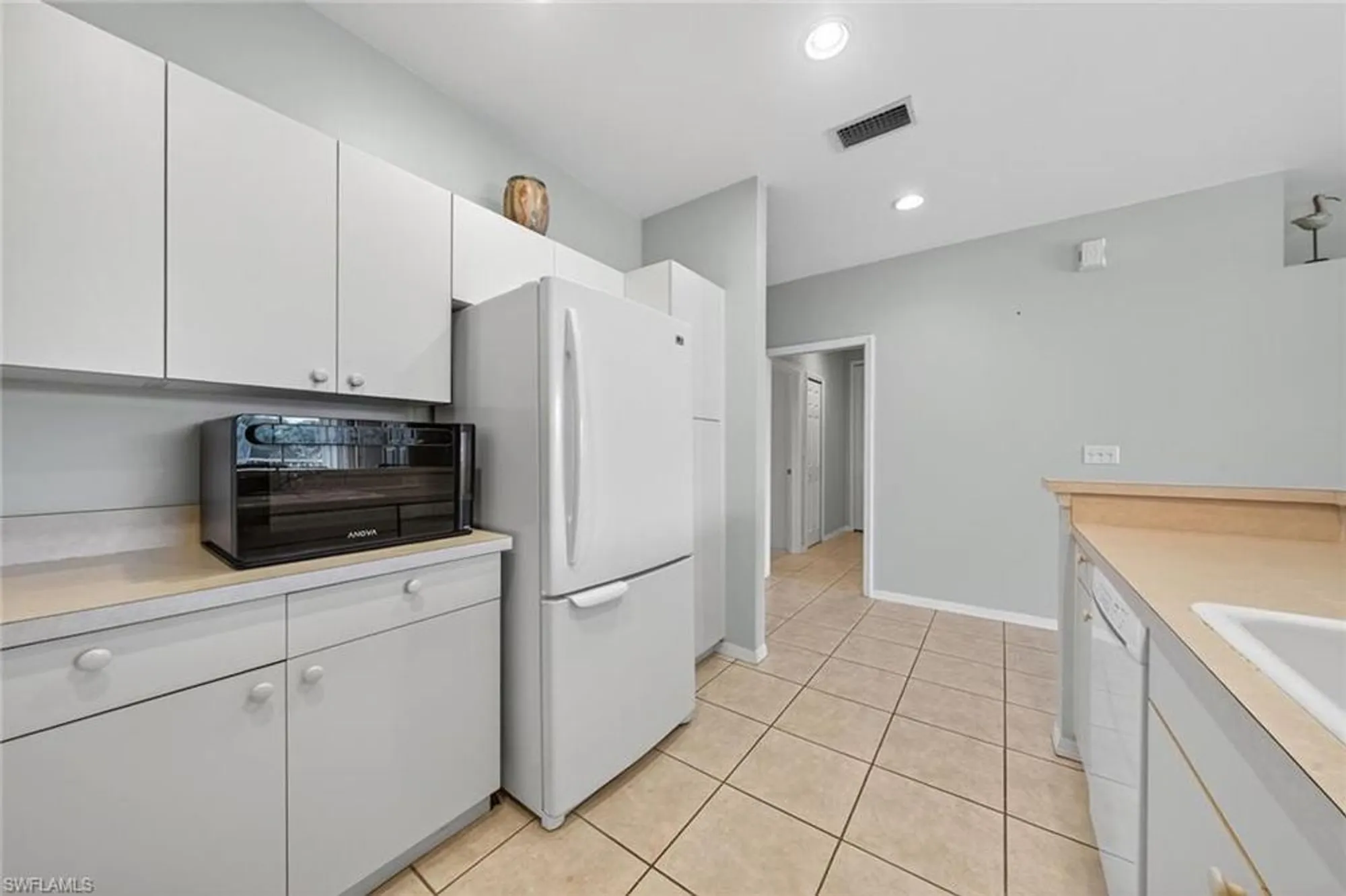 Property Slideshow image 15 of 48 | 3471 pointe creek ct 204, Bonita Springs, FL, 34134