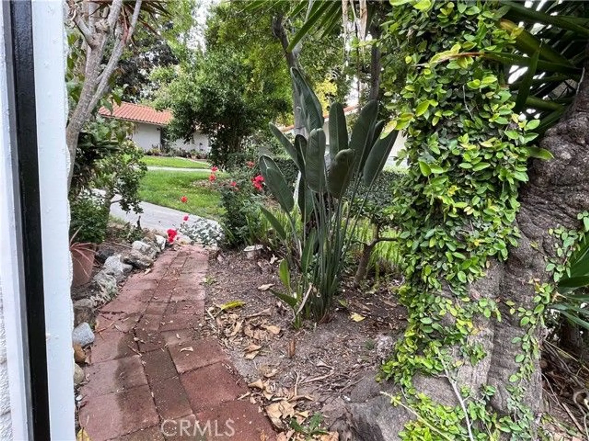 Property Slideshow image 35 of 38 | 2057 via b, Laguna Woods, CA, 92637