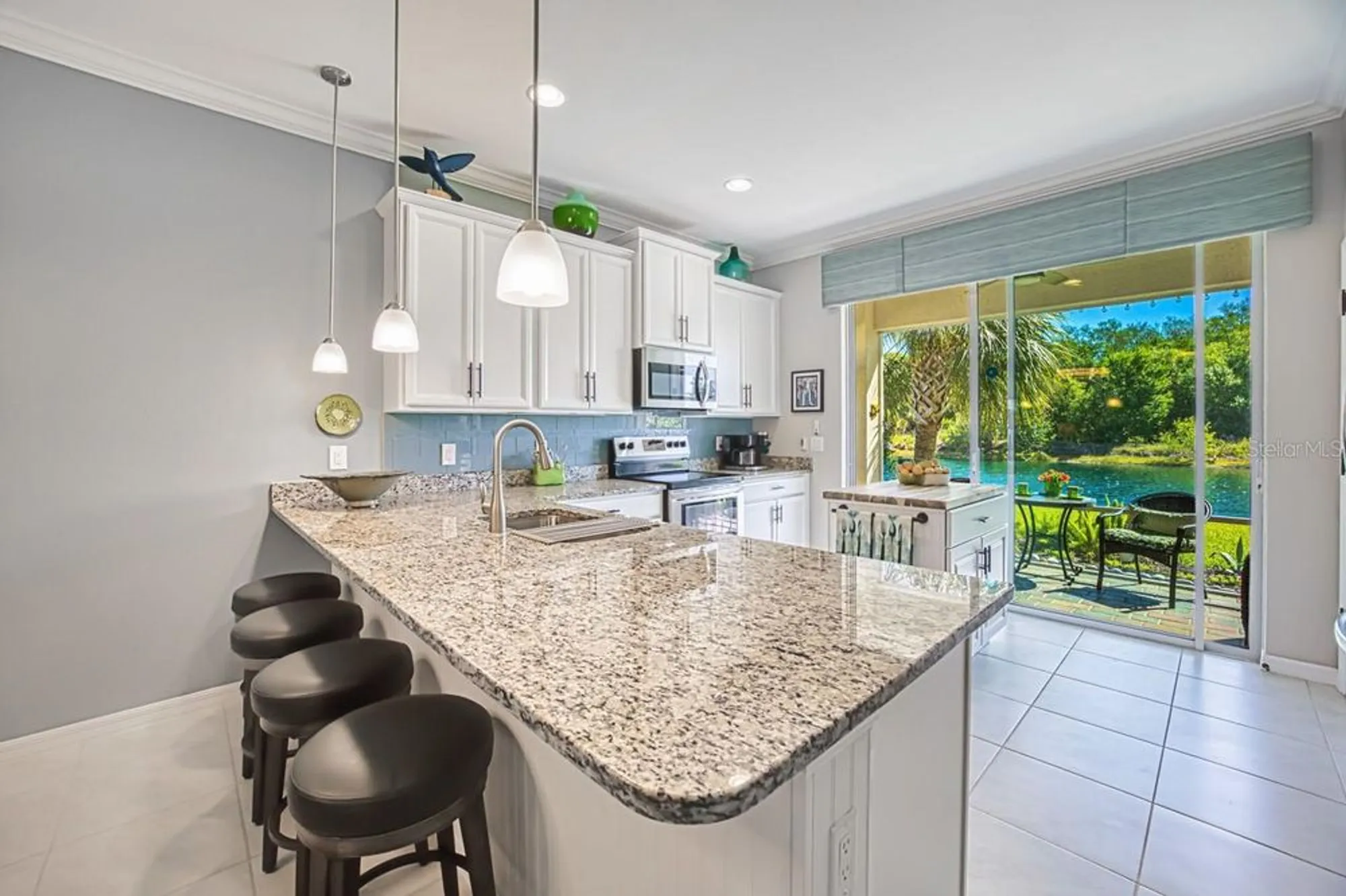 Property Slideshow image 17 of 35 | 2130 summersweet dr, Alva, FL, 33920