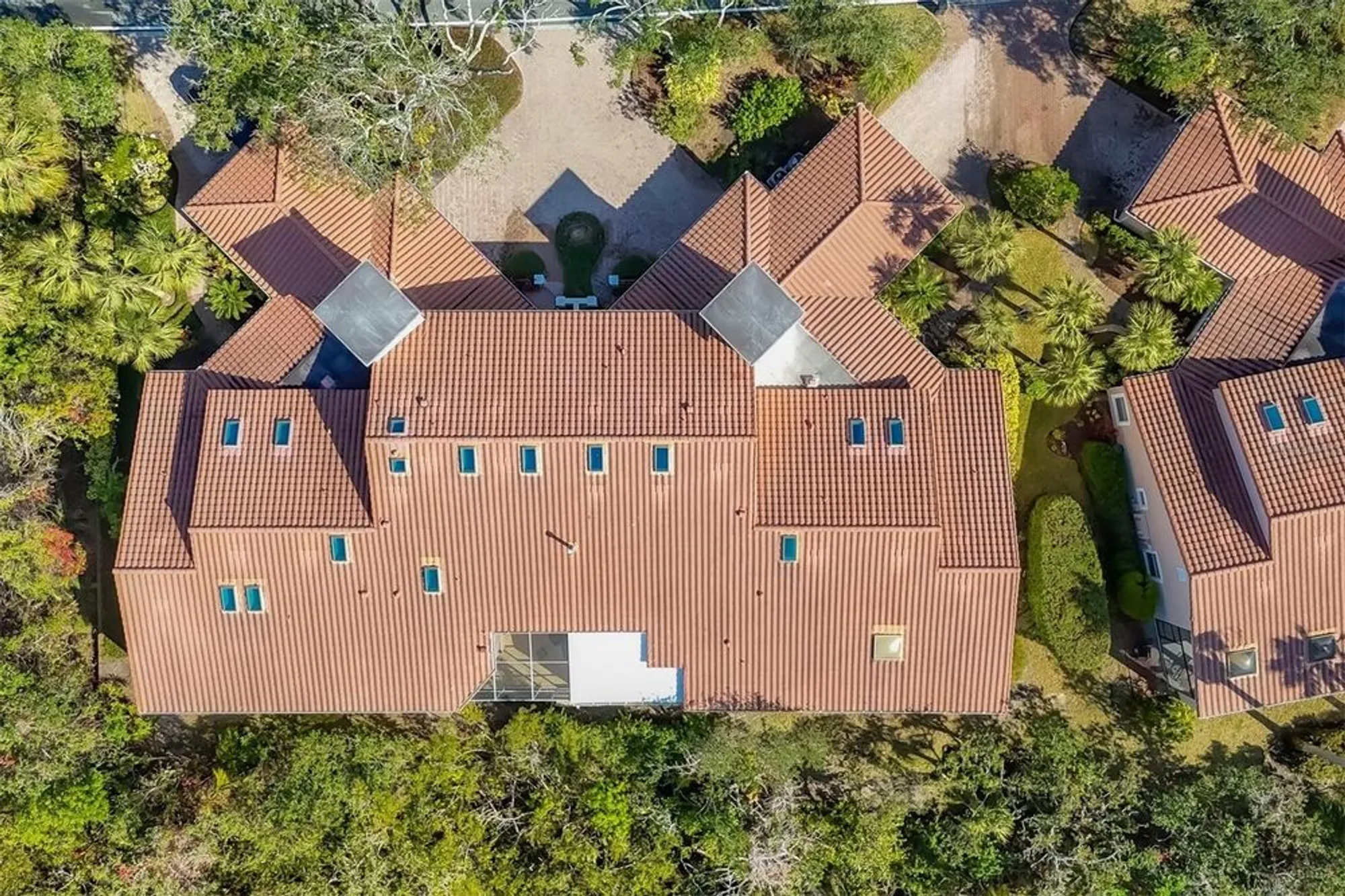 Property Slideshow image 40 of 66 | 1719 starling dr # 1719, Sarasota, FL, 34231