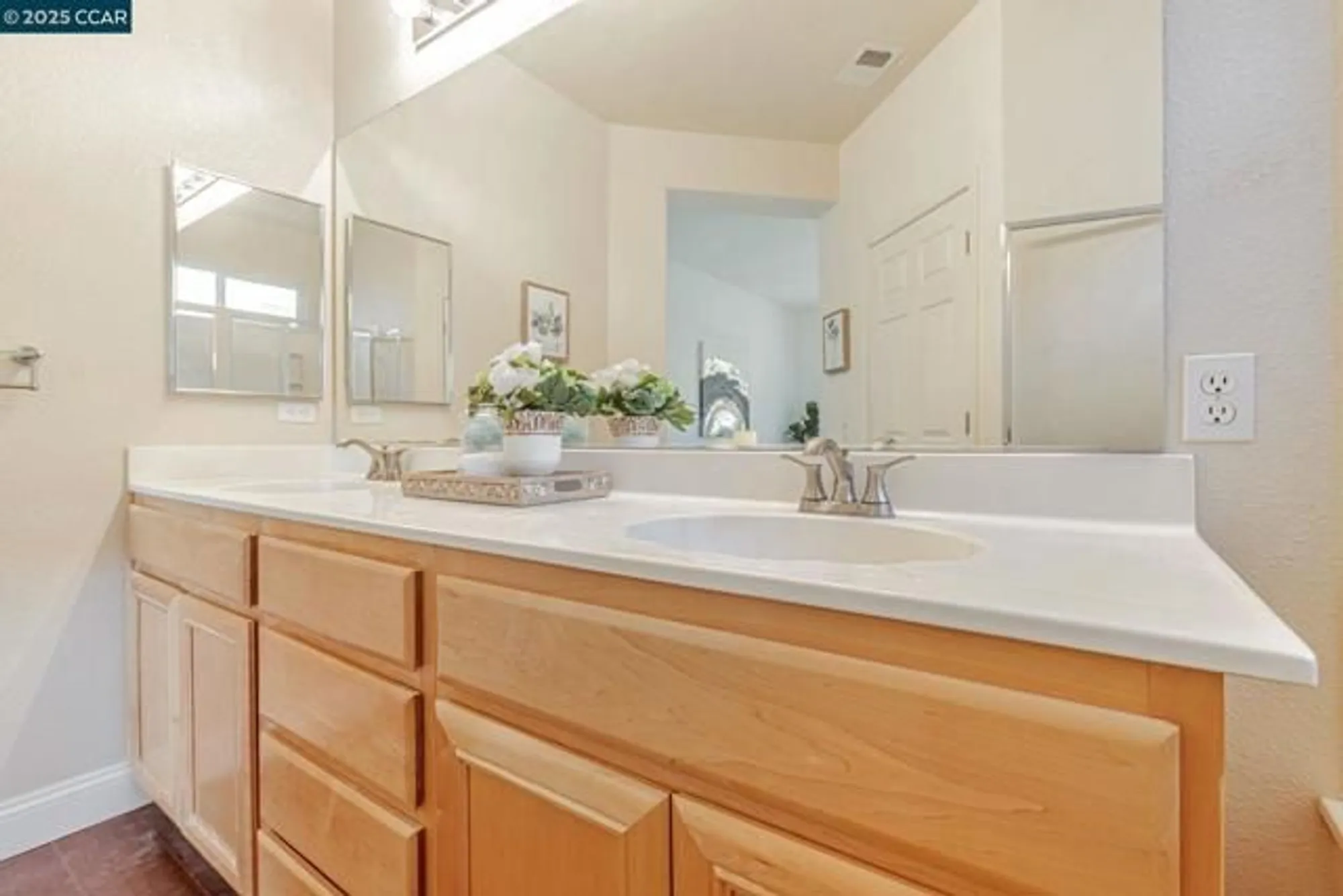 Property Slideshow image 25 of 40 | 631 baldwin dr, Brentwood, CA, 94513
