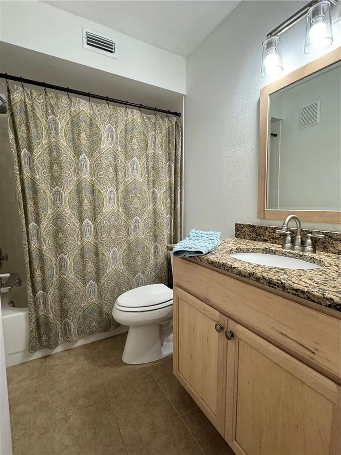 Property Slideshow image 14 of 34 | 859 audubon dr # 859, Bradenton, FL, 34209