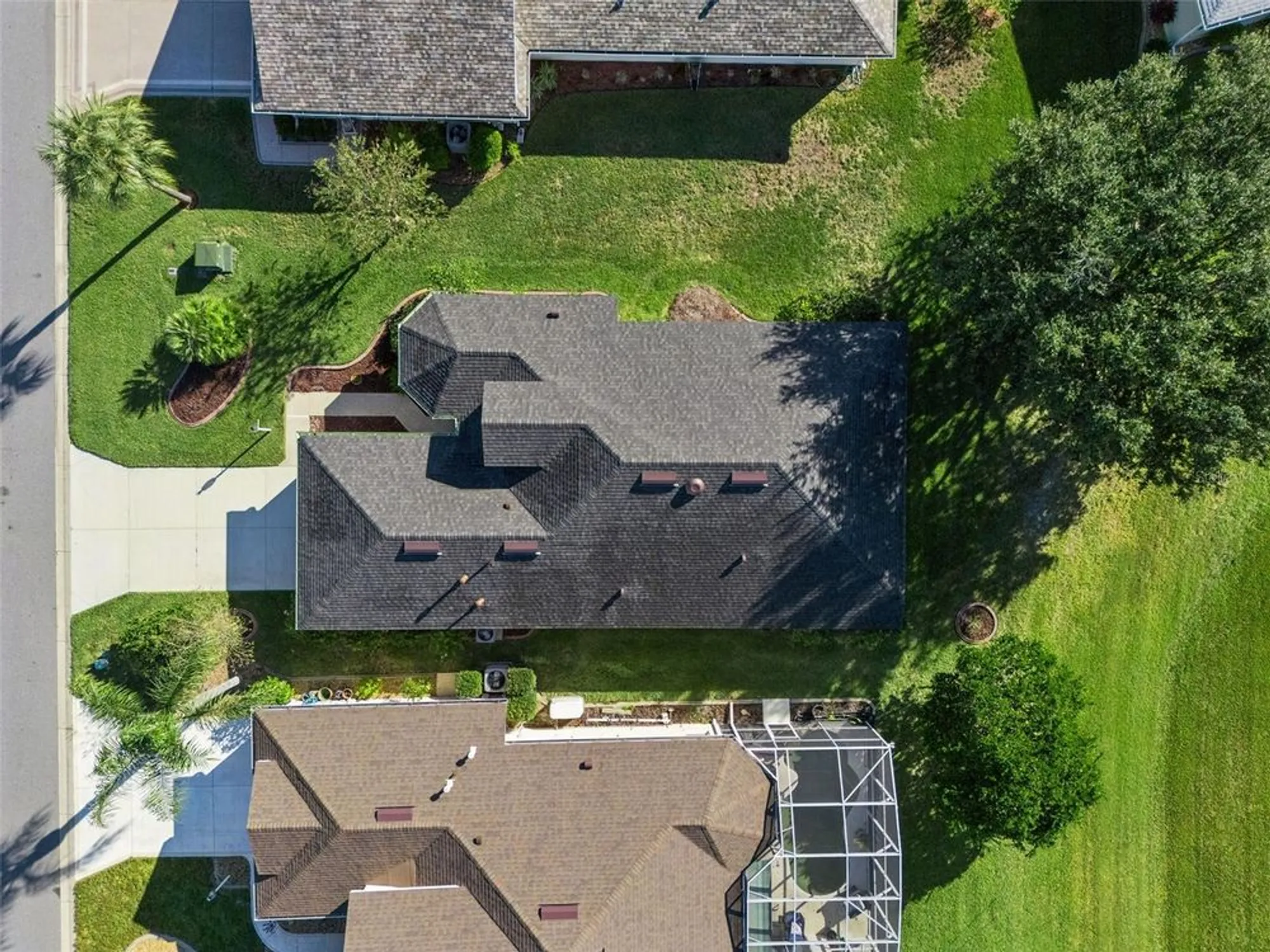 Property Slideshow image 13 of 61 | 5454 sir churchill dr, Leesburg, FL, 34748