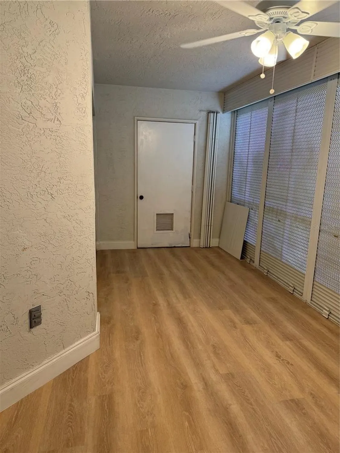 Property Slideshow image 22 of 28 | 7513 trent dr 107, Tamarac, FL, 33321